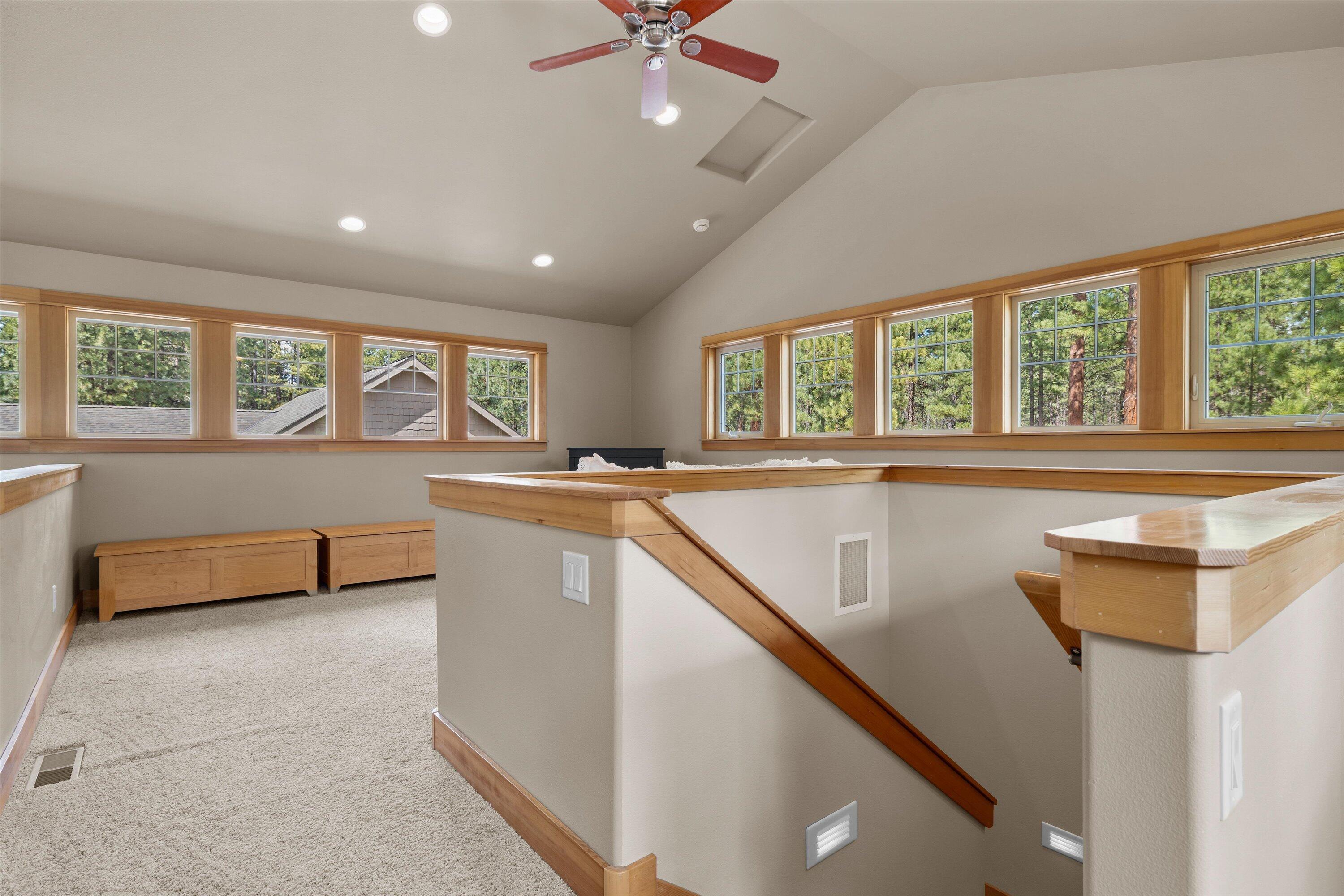 51601 Pine Loop Drive, na