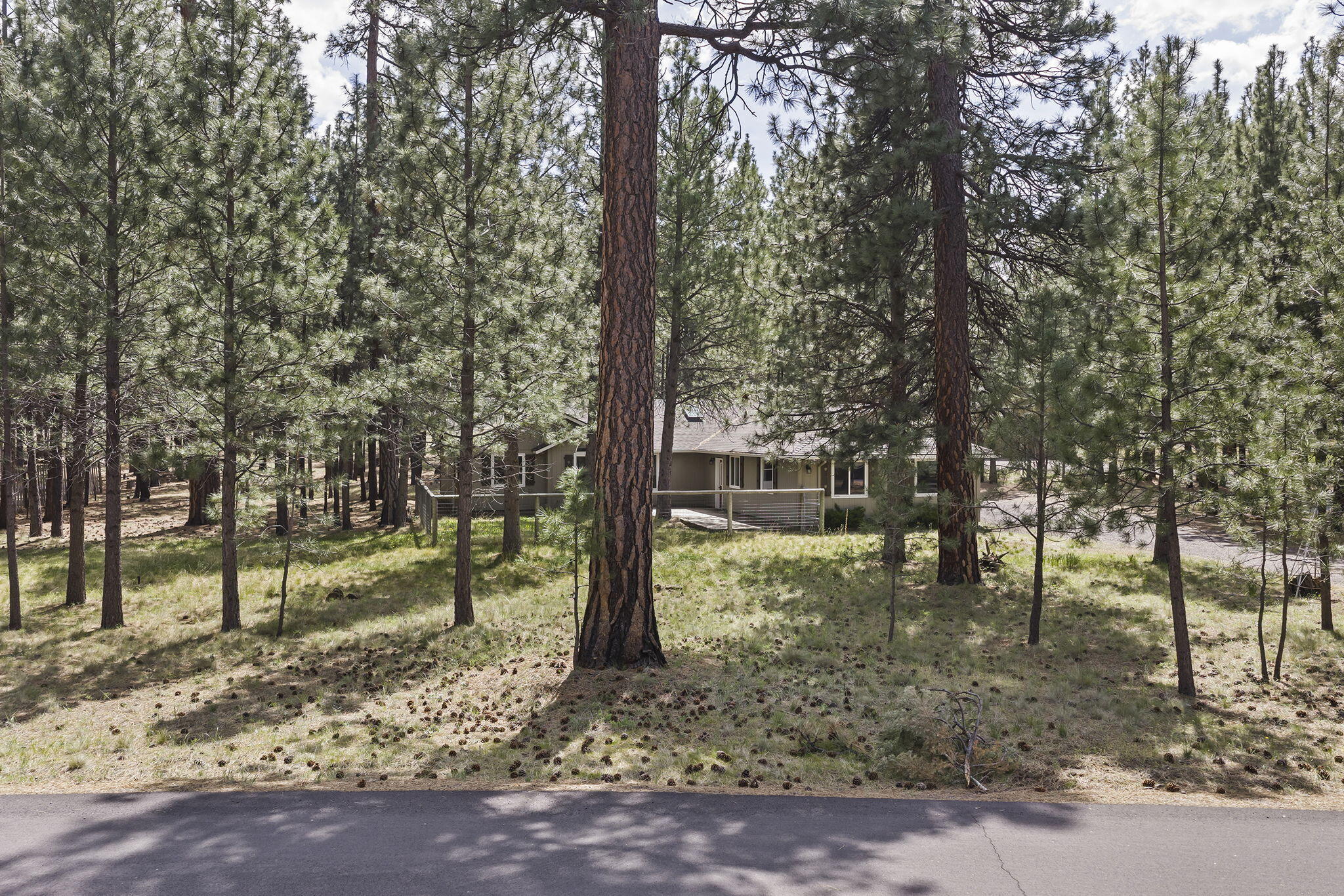 14485 Mountain View Loop