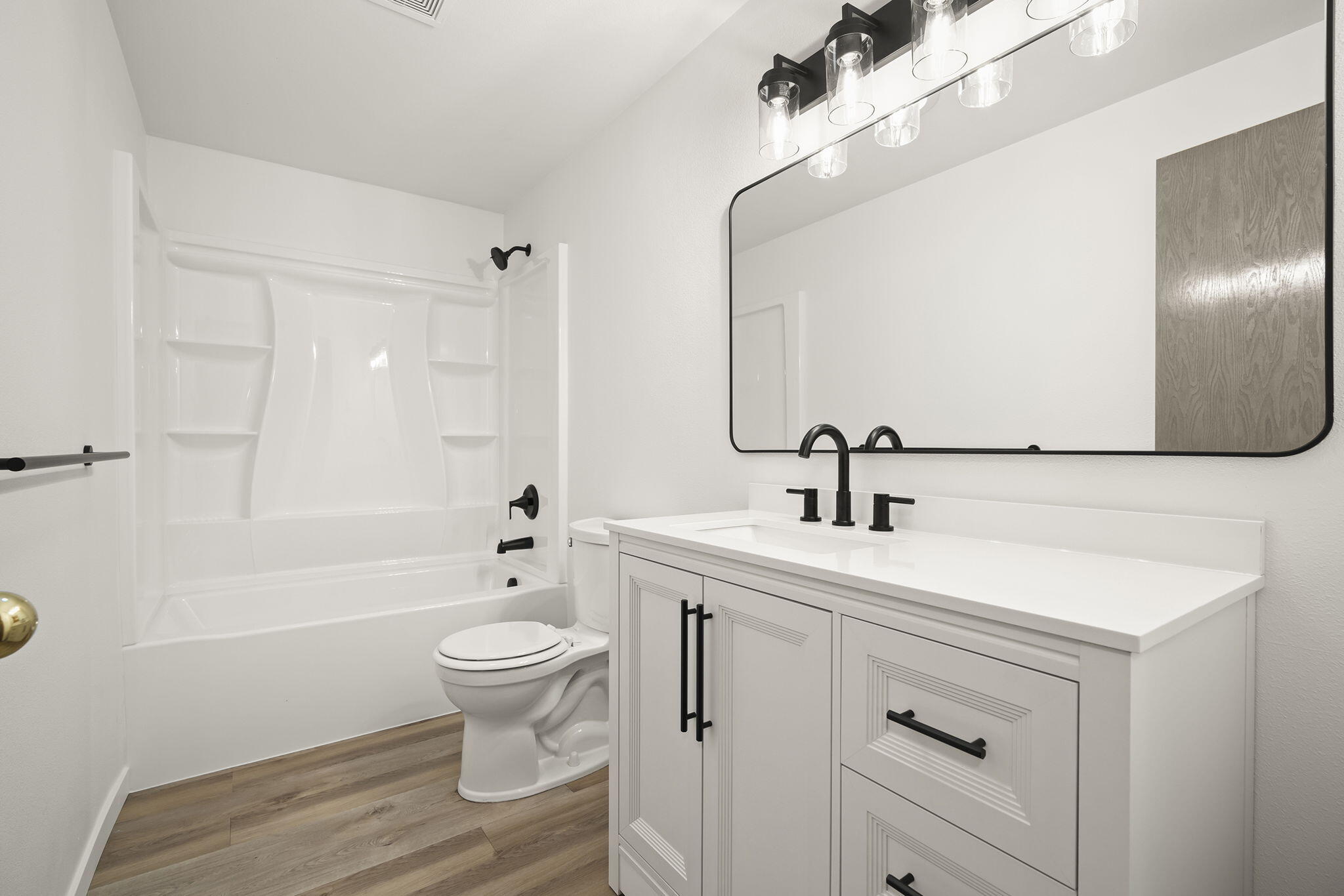 14485 Mountain View Loop