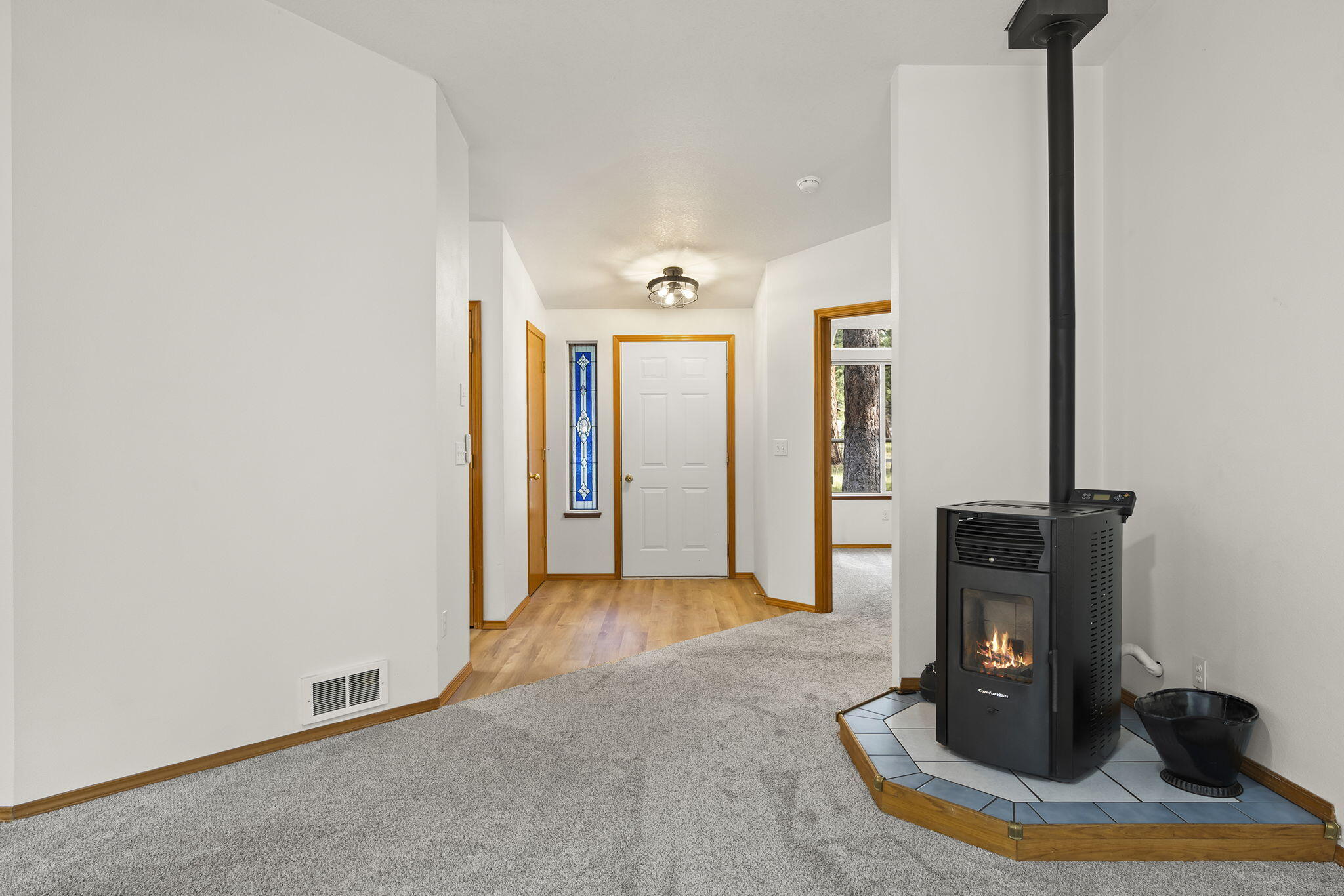 14485 Mountain View Loop