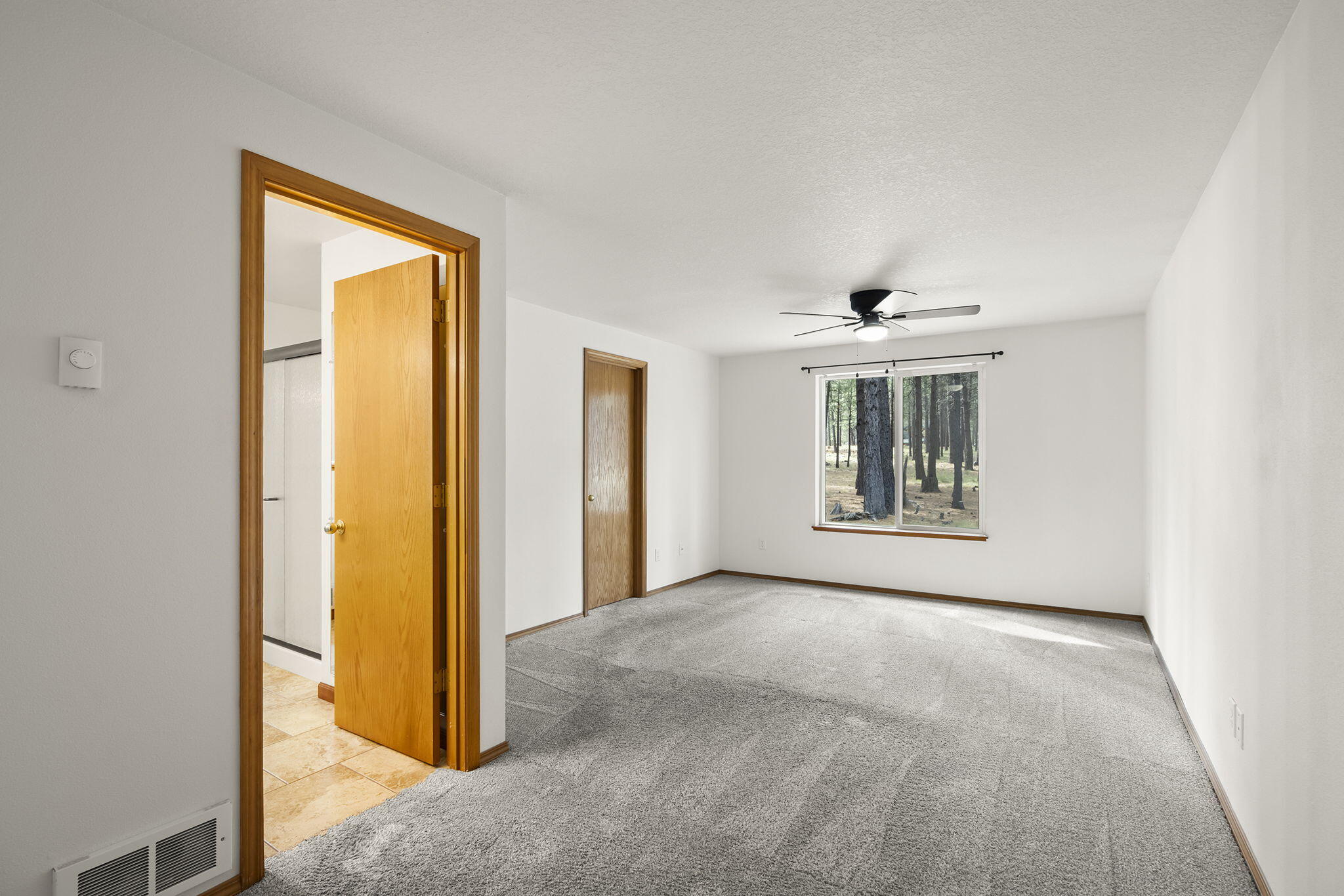 14485 Mountain View Loop