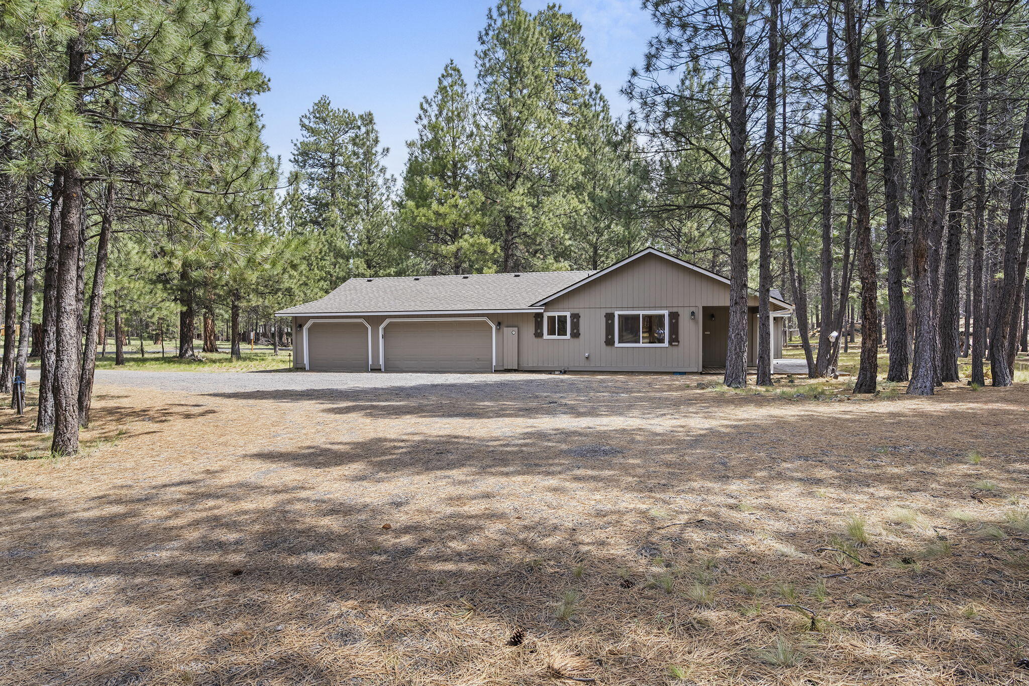 14485 Mountain View Loop