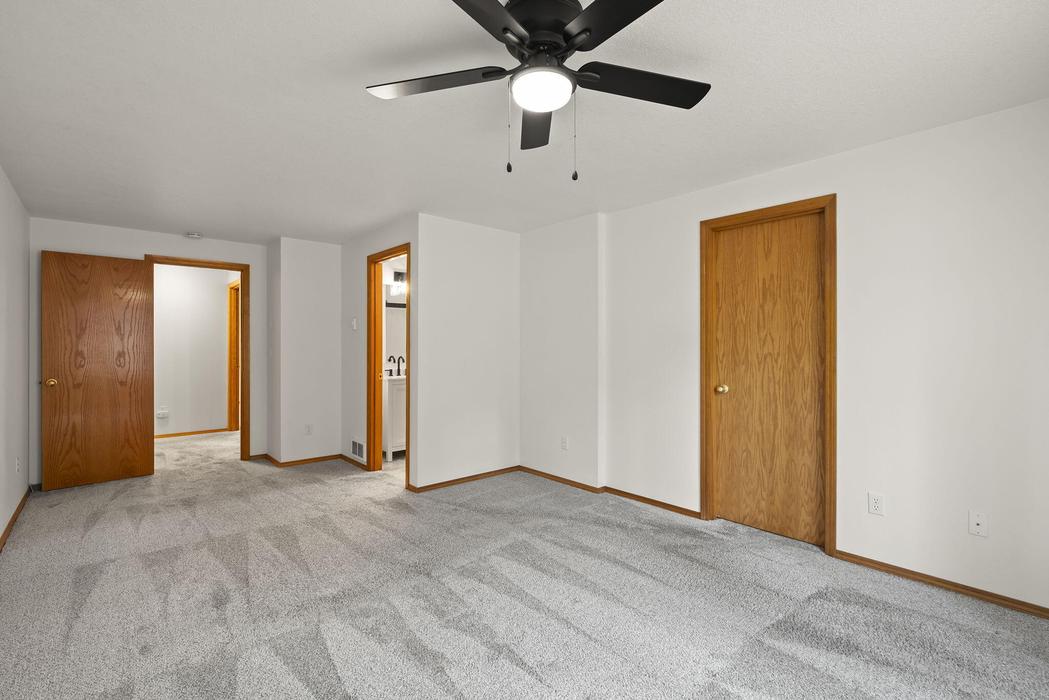 14485 Mountain View Loop