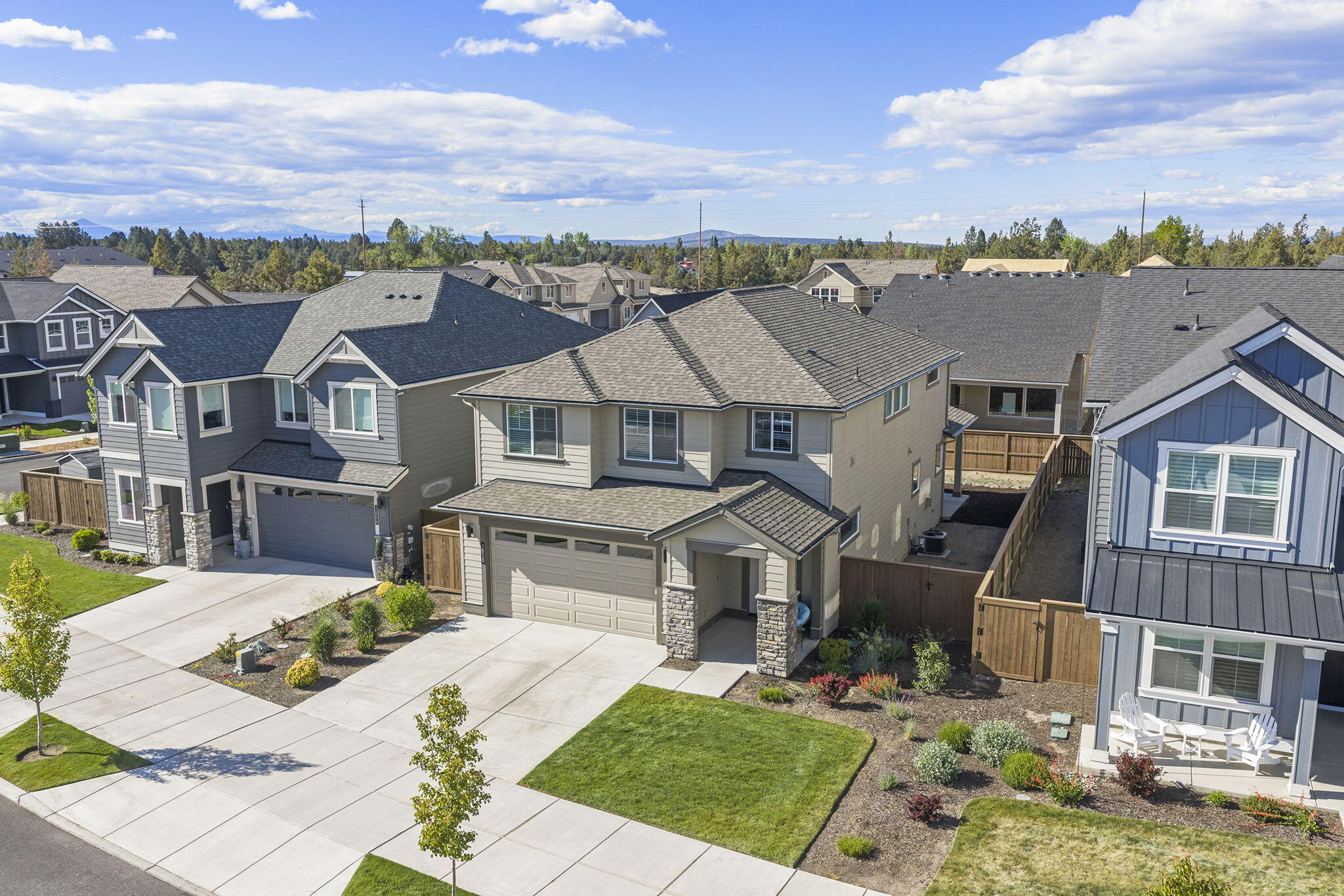 3010 NE Nipper Drive