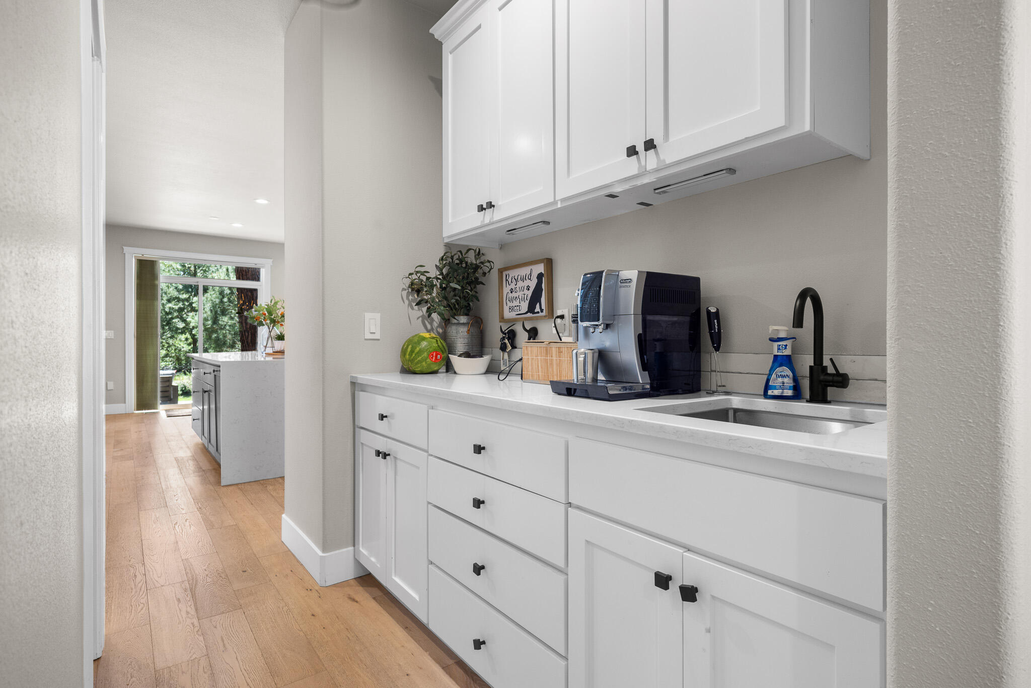 1041 E Timber Pine Drive