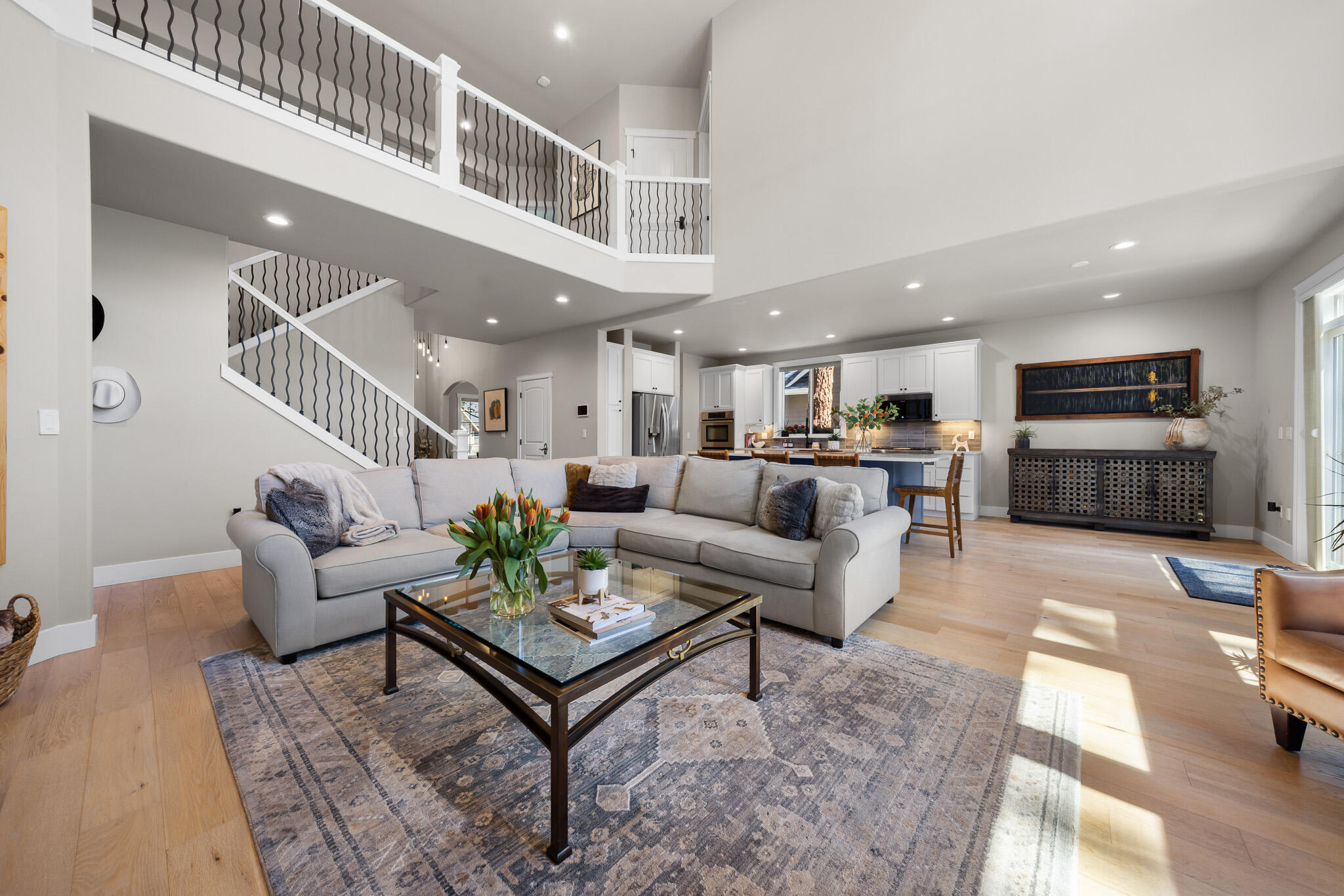 1041 E Timber Pine Drive