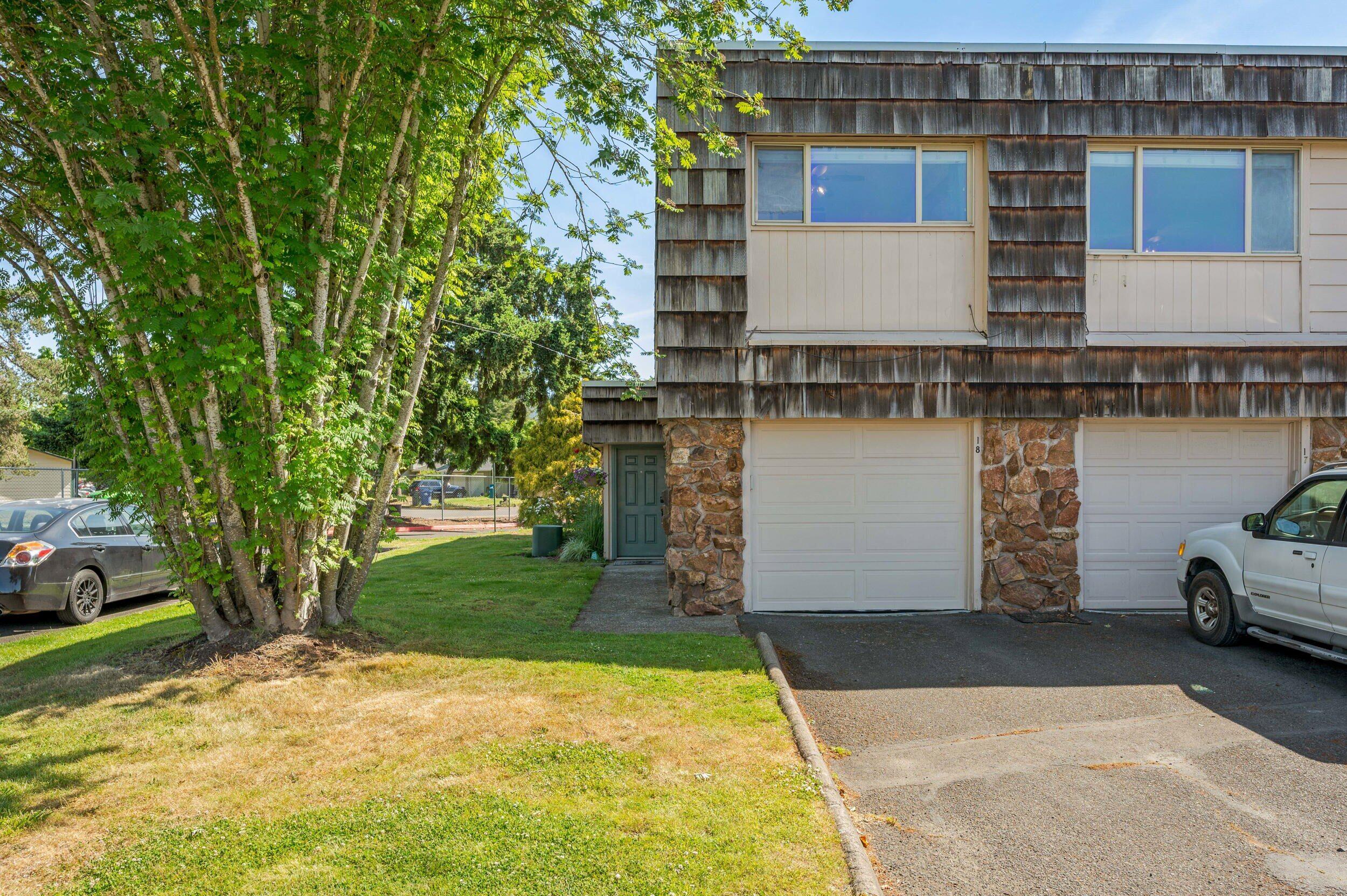 2727 Gateway Street, APT 18