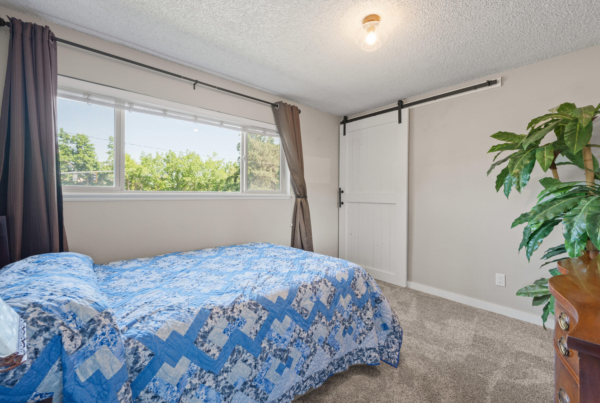 2727 Gateway Street, APT 18