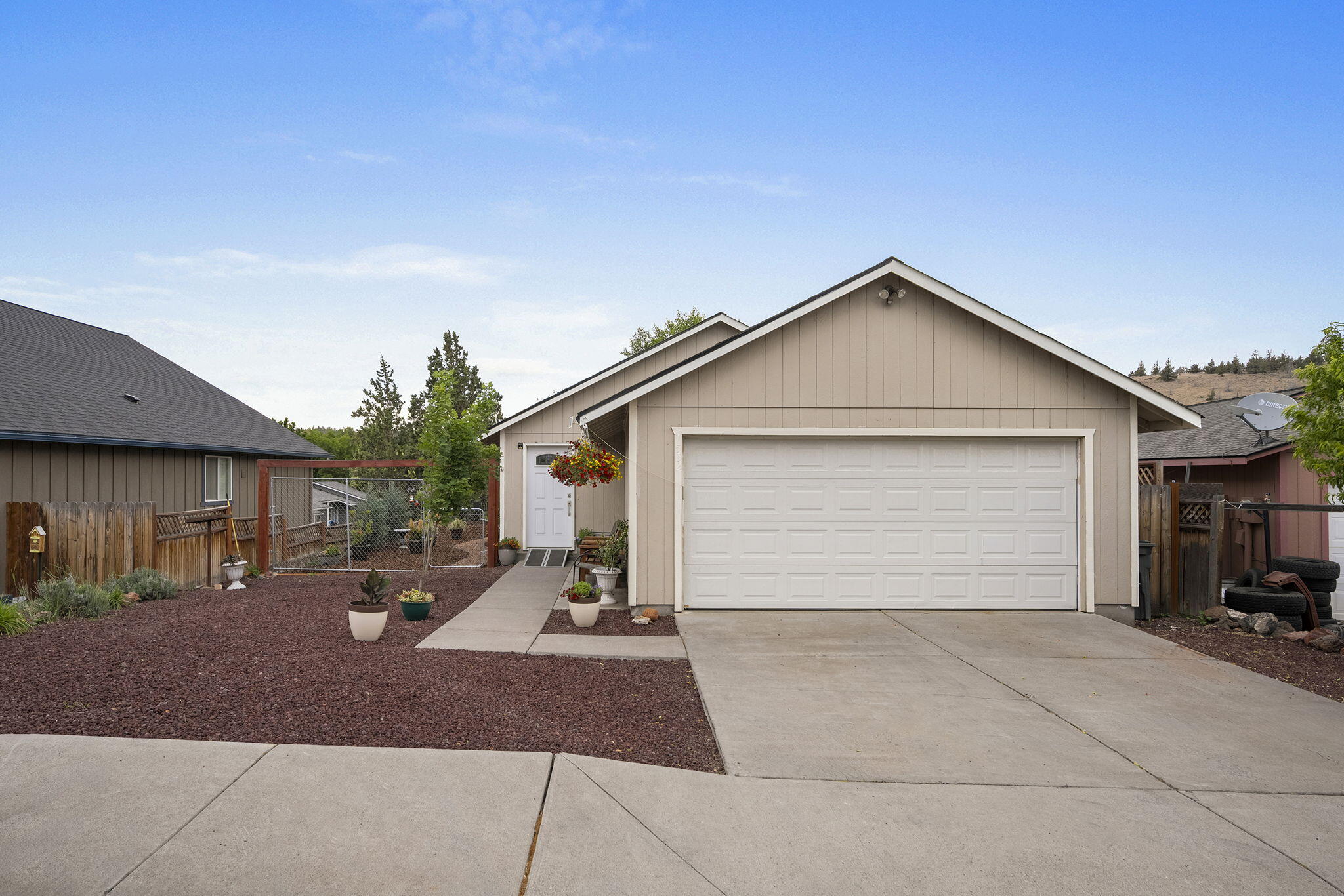 552 SW Lincoln Street