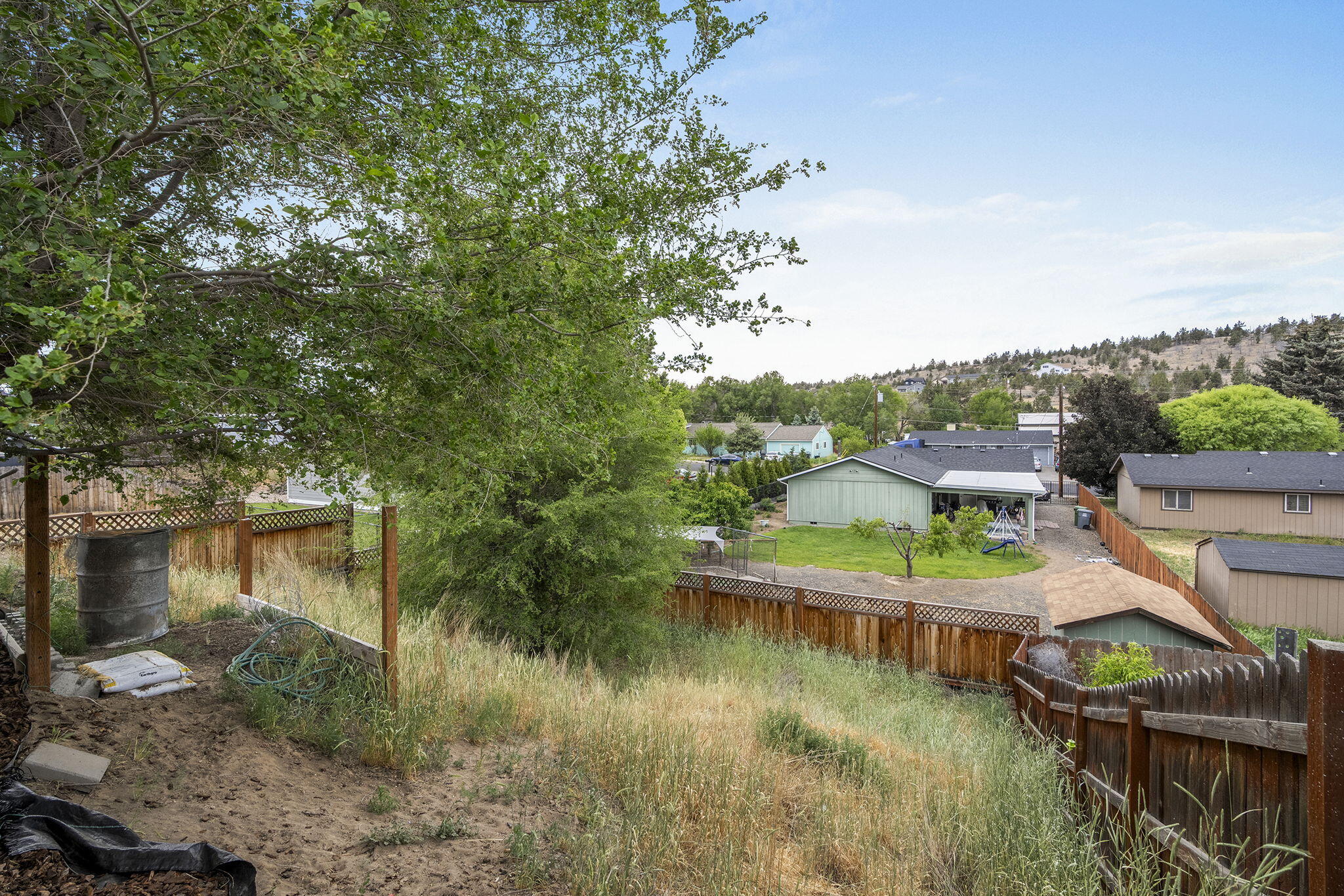 552 SW Lincoln Street