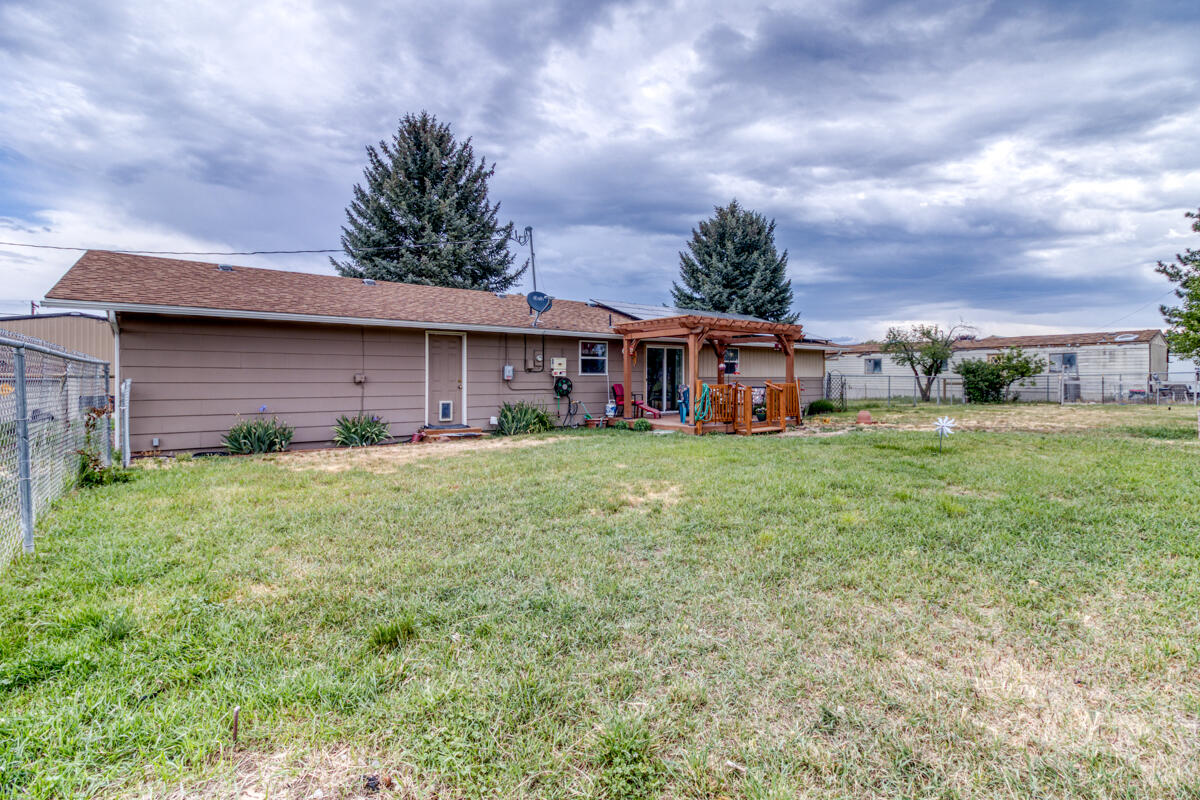 566 NW McDonald Road