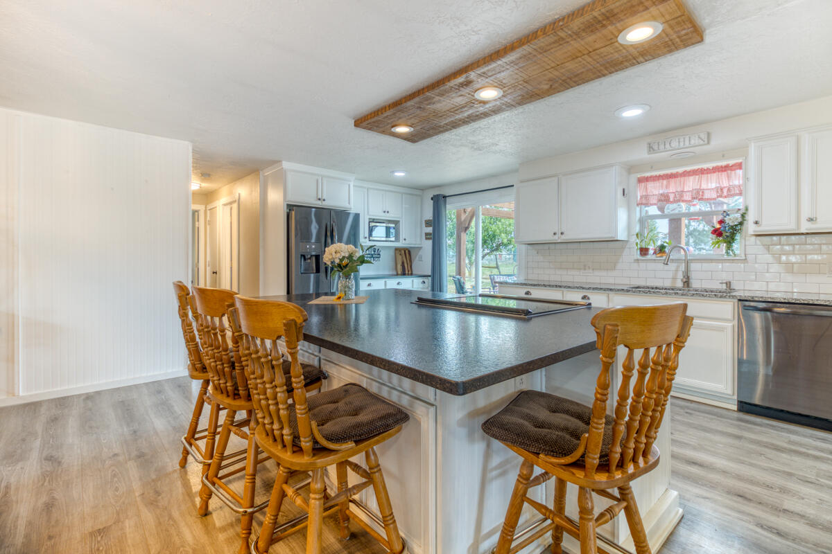 566 NW McDonald Road