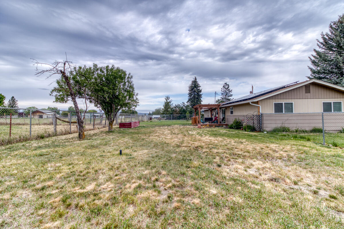 566 NW McDonald Road