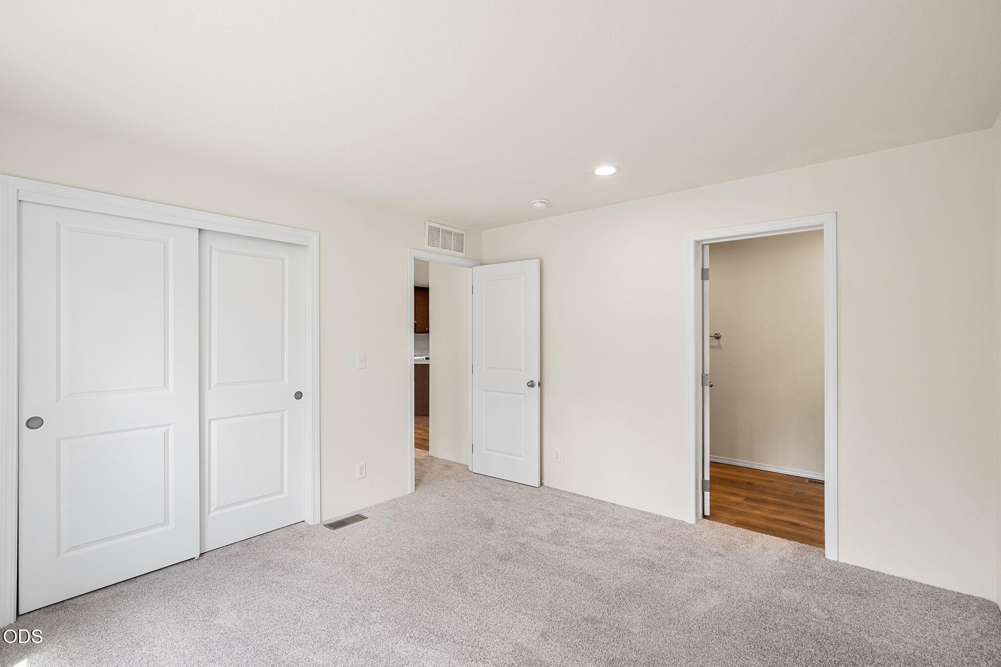 52718 Oak Drive