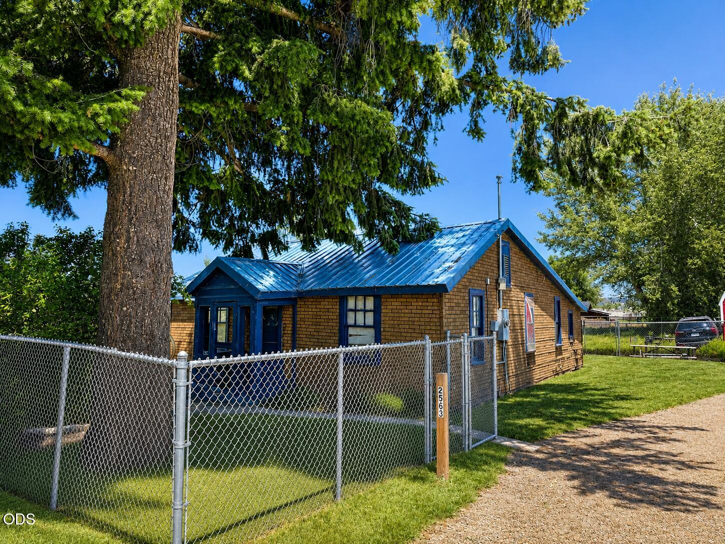 2563 NW O Neil Highway