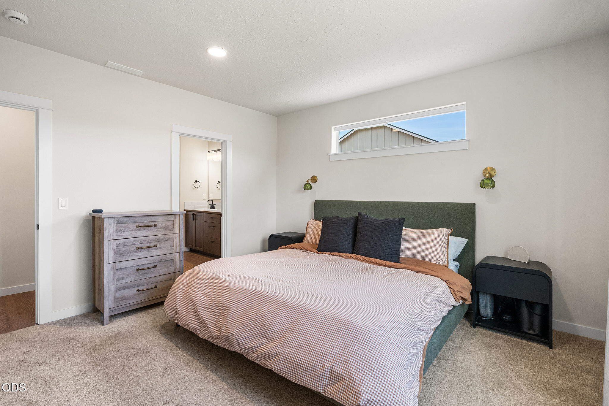3289 NW 10th Place