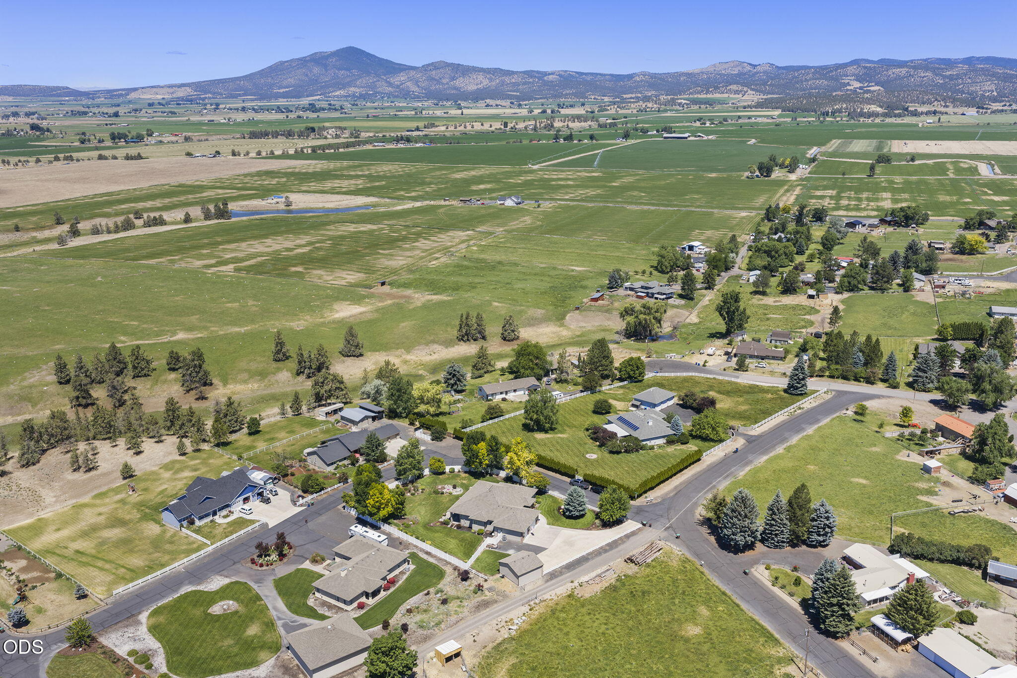 3091 NW West Hills Loop