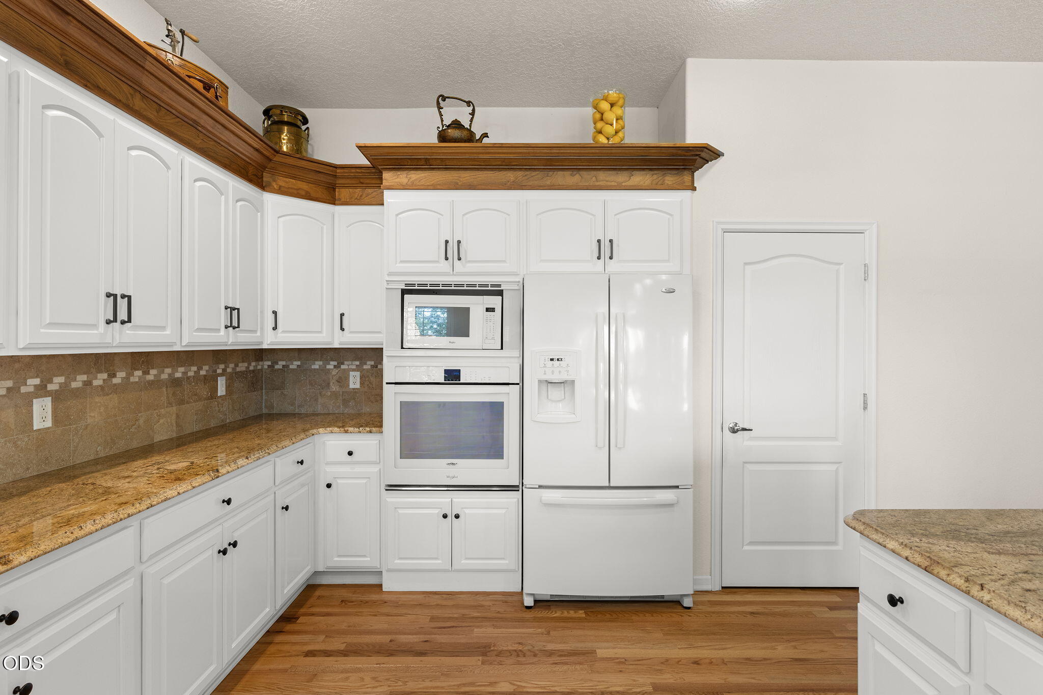3091 NW West Hills Loop