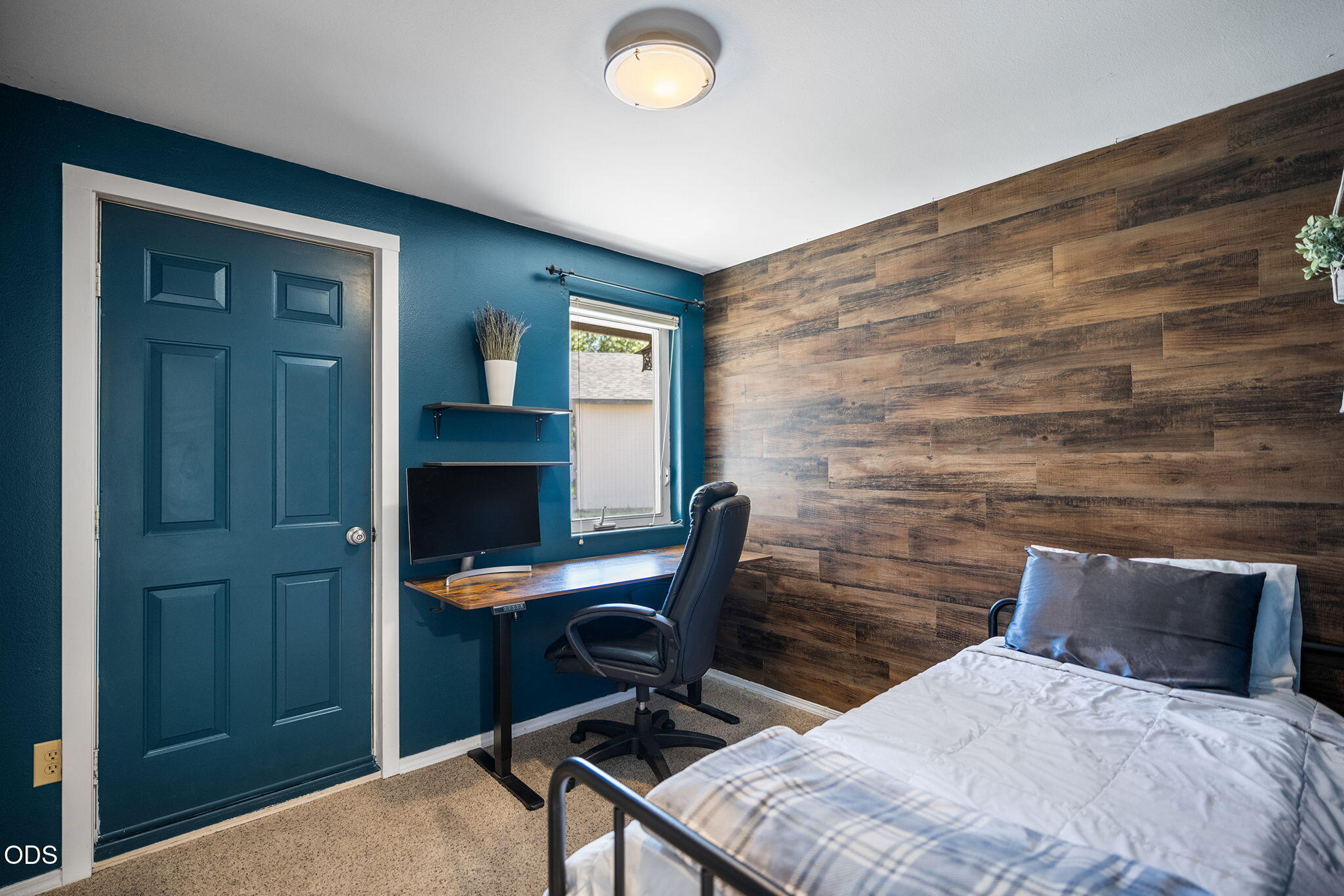 1215 SW 32nd Court