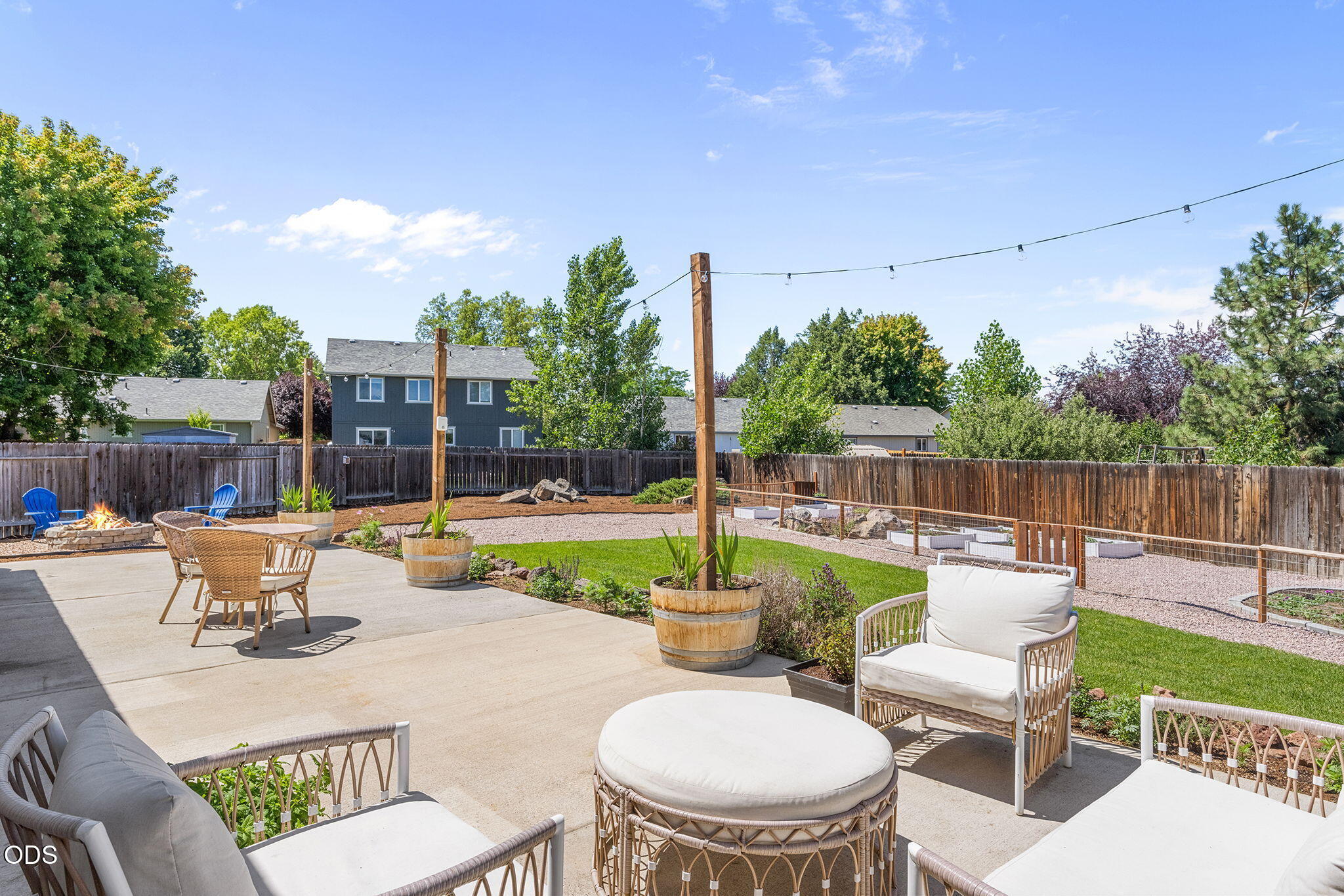 1215 SW 32nd Court