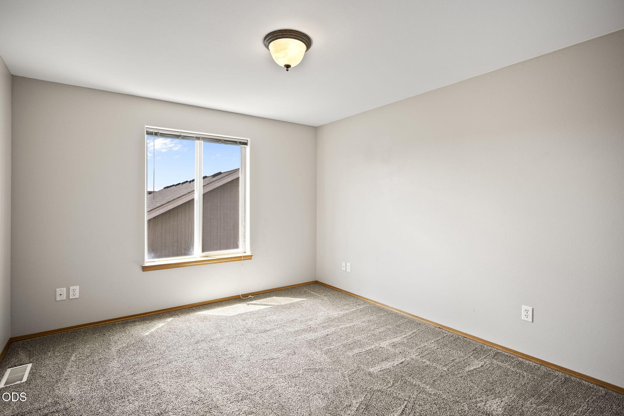 1924 NW Joshua Tree Court