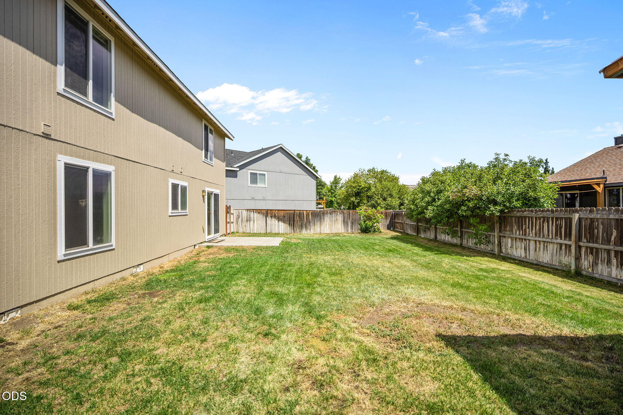 1924 NW Joshua Tree Court