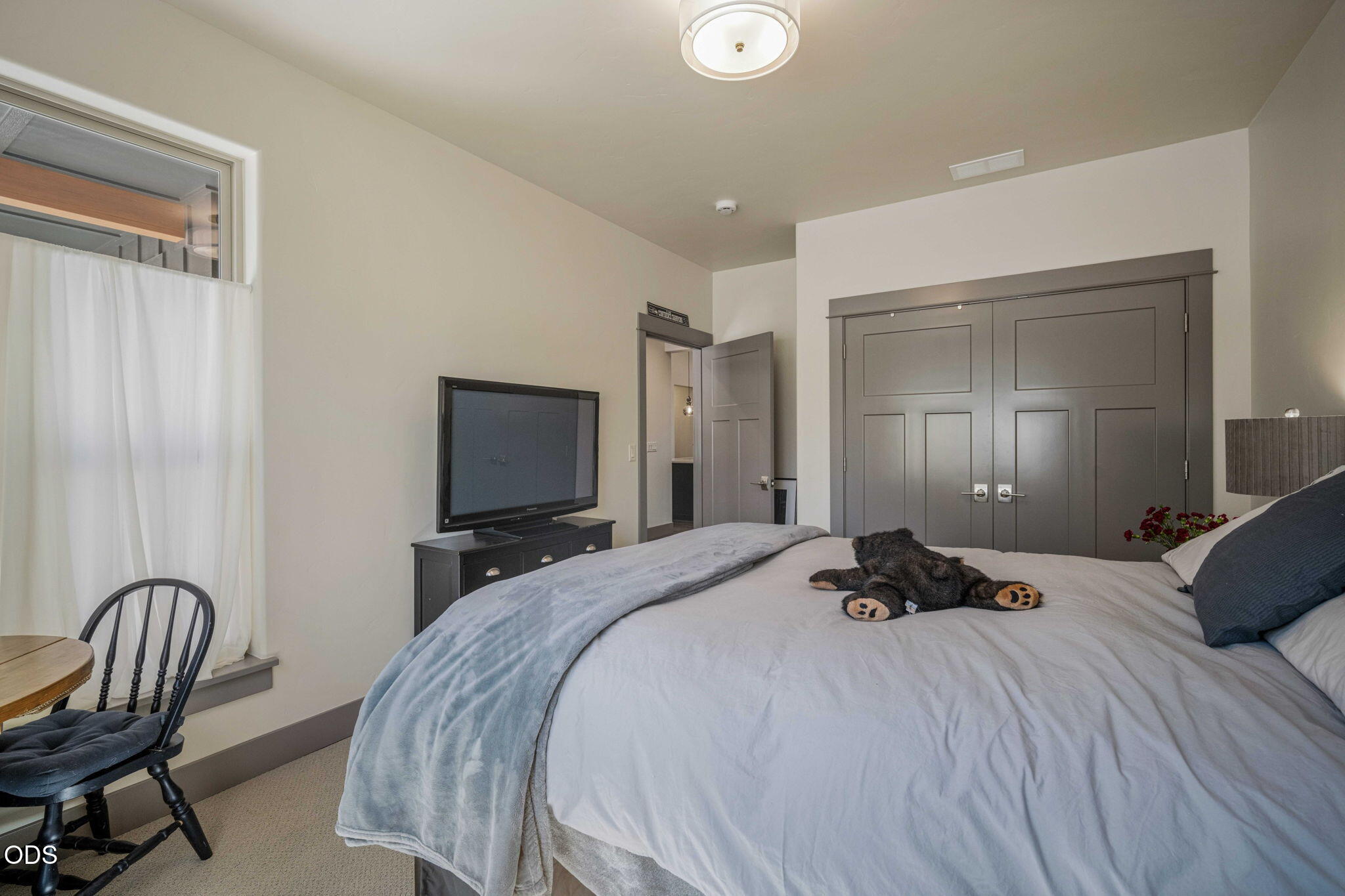 54635 Silver Fox Drive