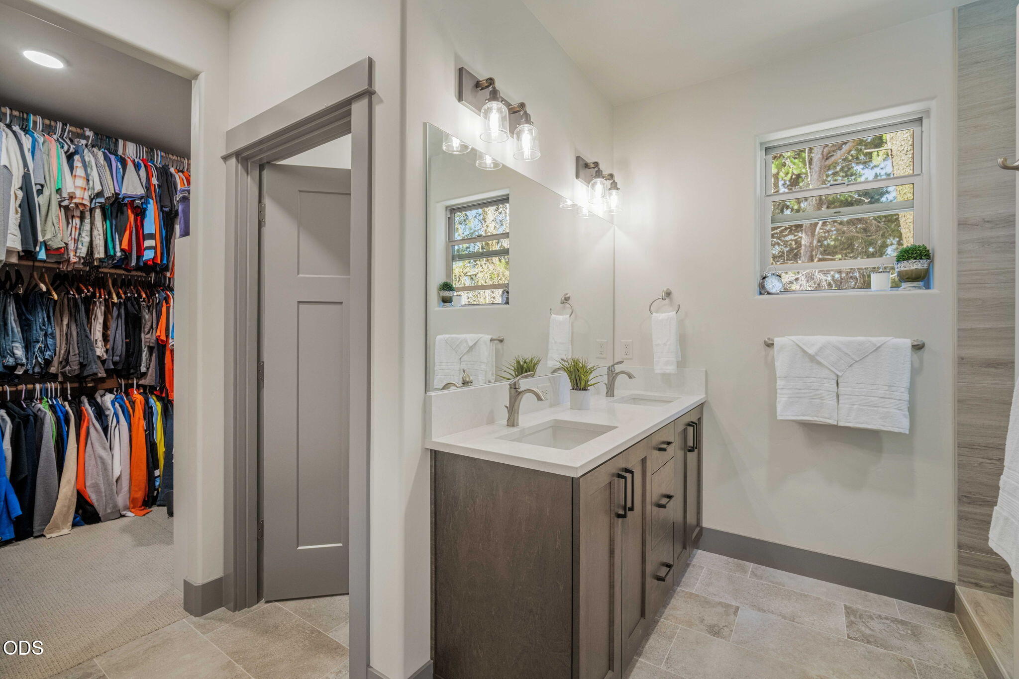 54635 Silver Fox Drive