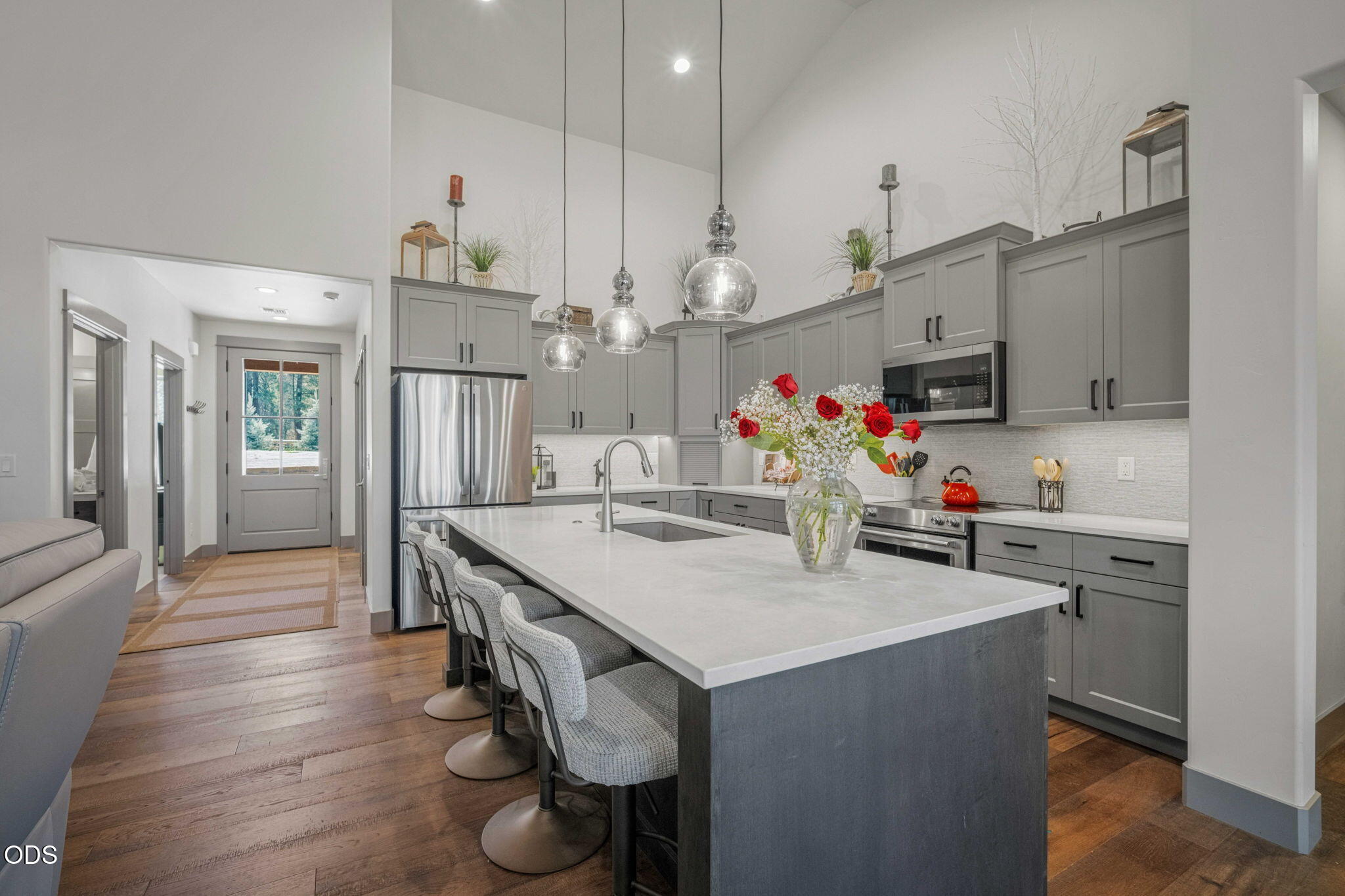 54635 Silver Fox Drive