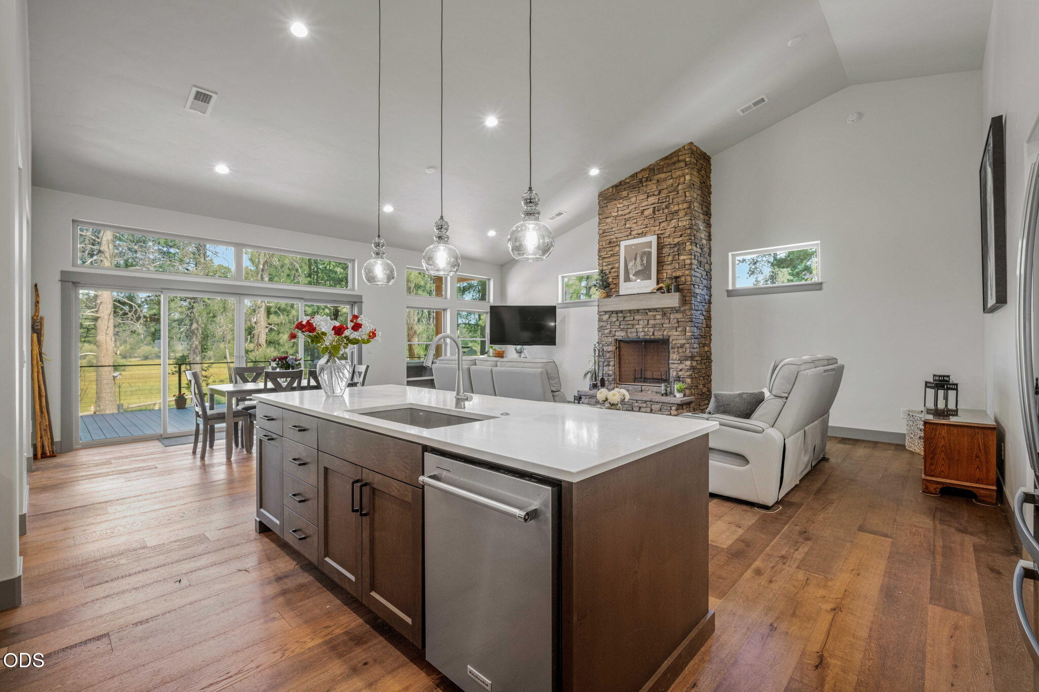 54635 Silver Fox Drive