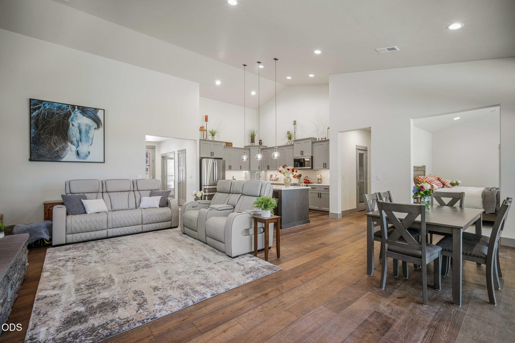 54635 Silver Fox Drive