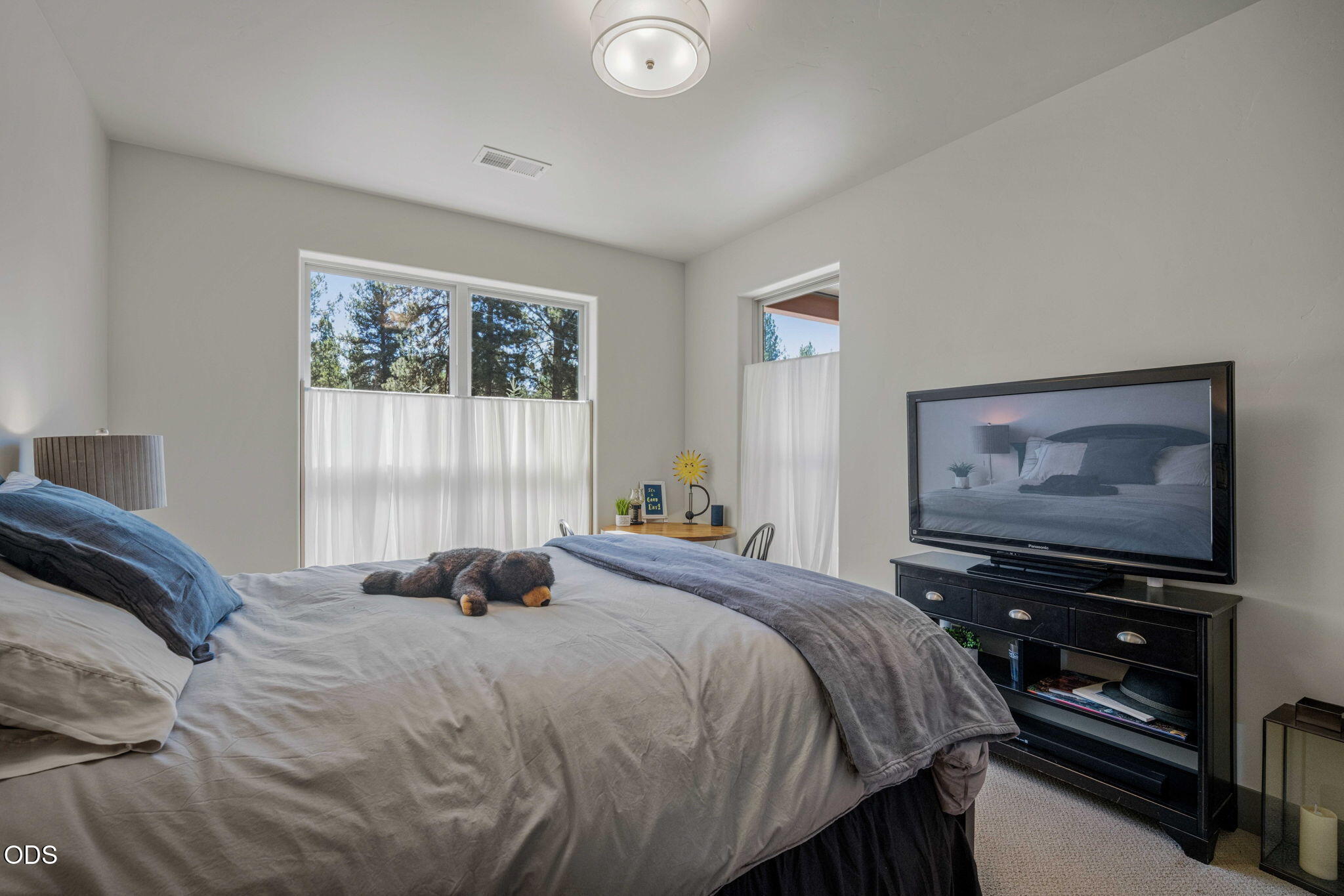 54635 Silver Fox Drive
