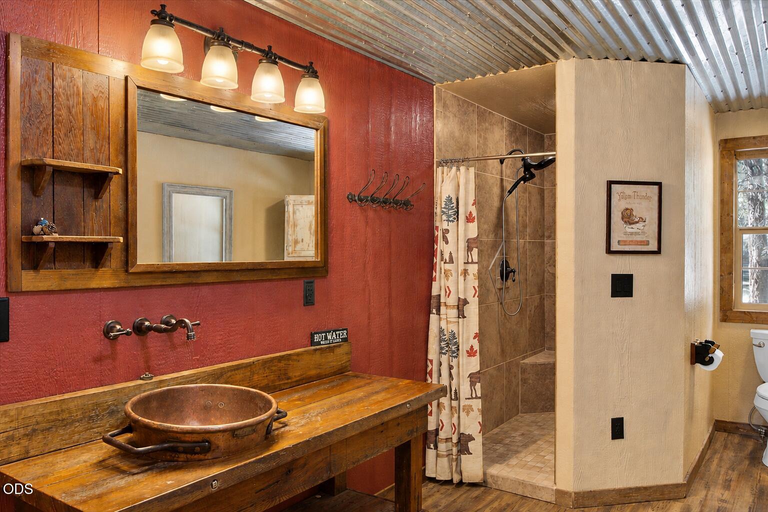 15408 Ponderosa Loop