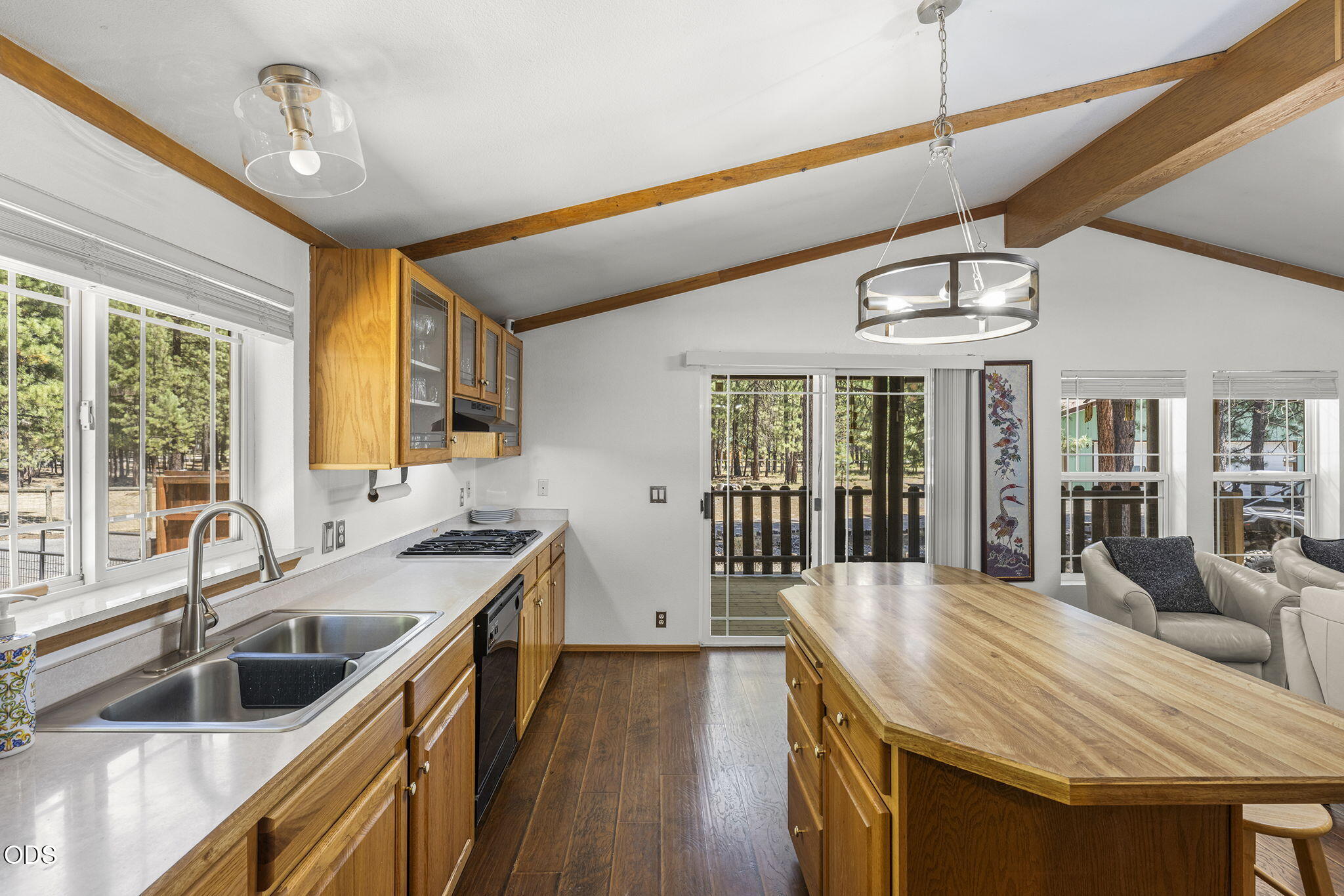 14973 Ponderosa Loop