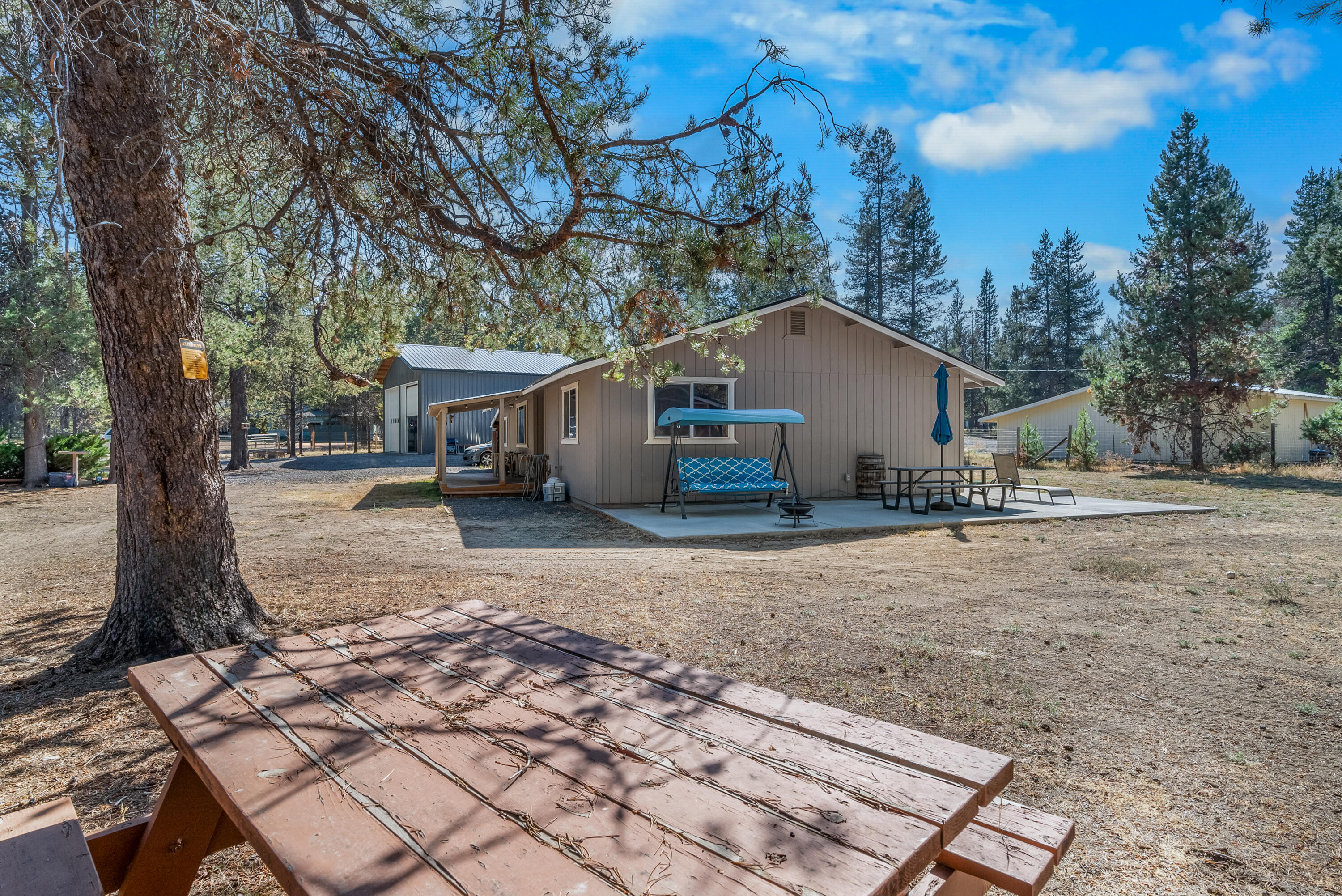 15920 Frances Lane