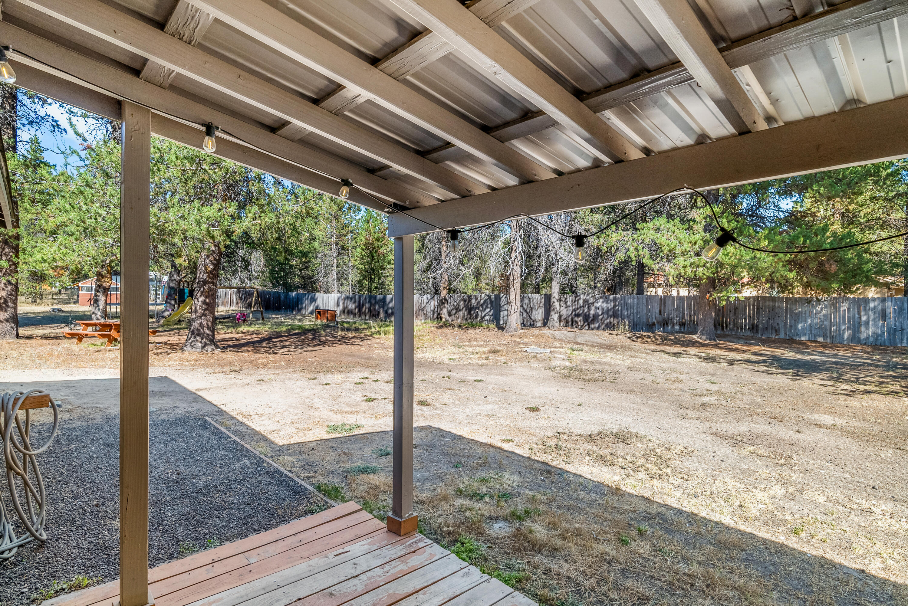 15920 Frances Lane