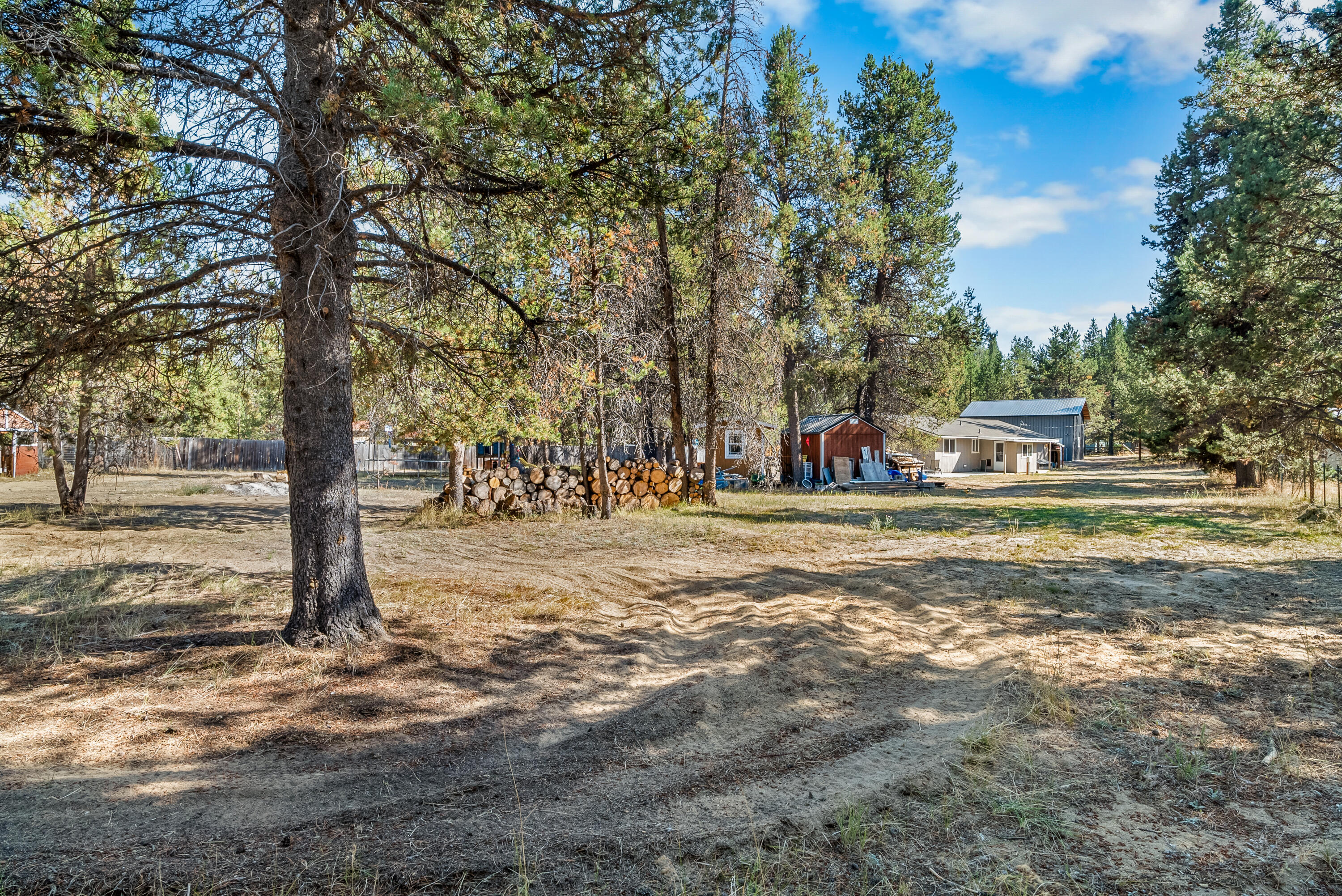 15920 Frances Lane