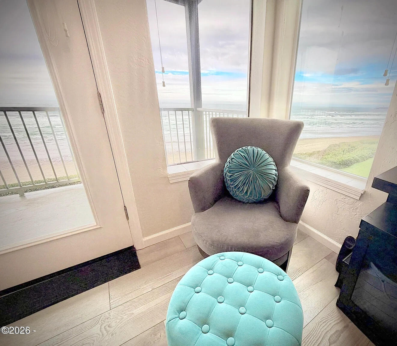 701 NW Coast Street, 207