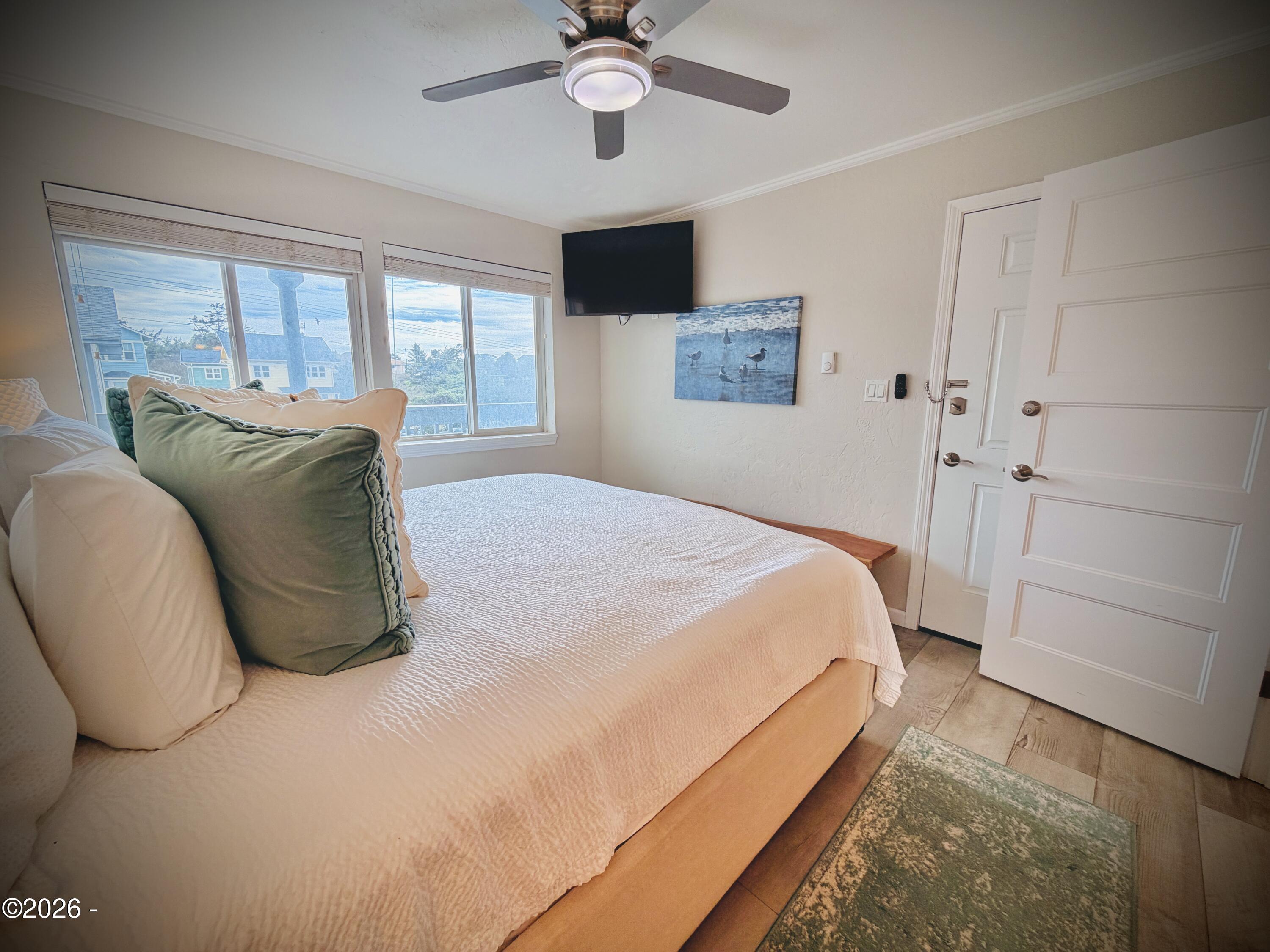 701 NW Coast Street, 207