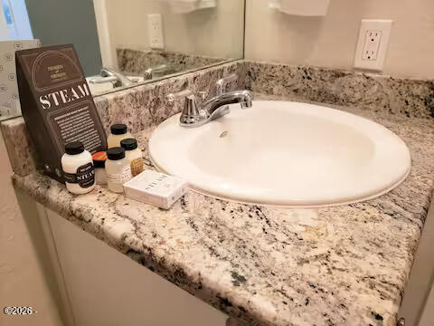 701 NW Coast Street, 207