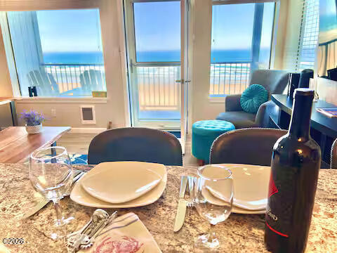 701 NW Coast Street, 207