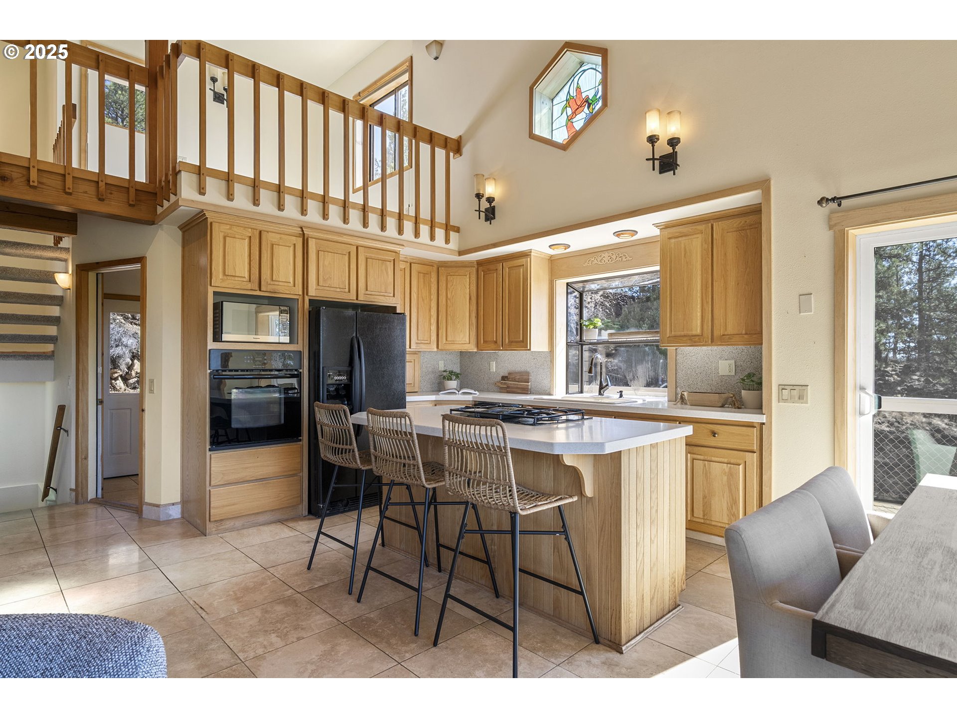 16966 CANYON CREST DR