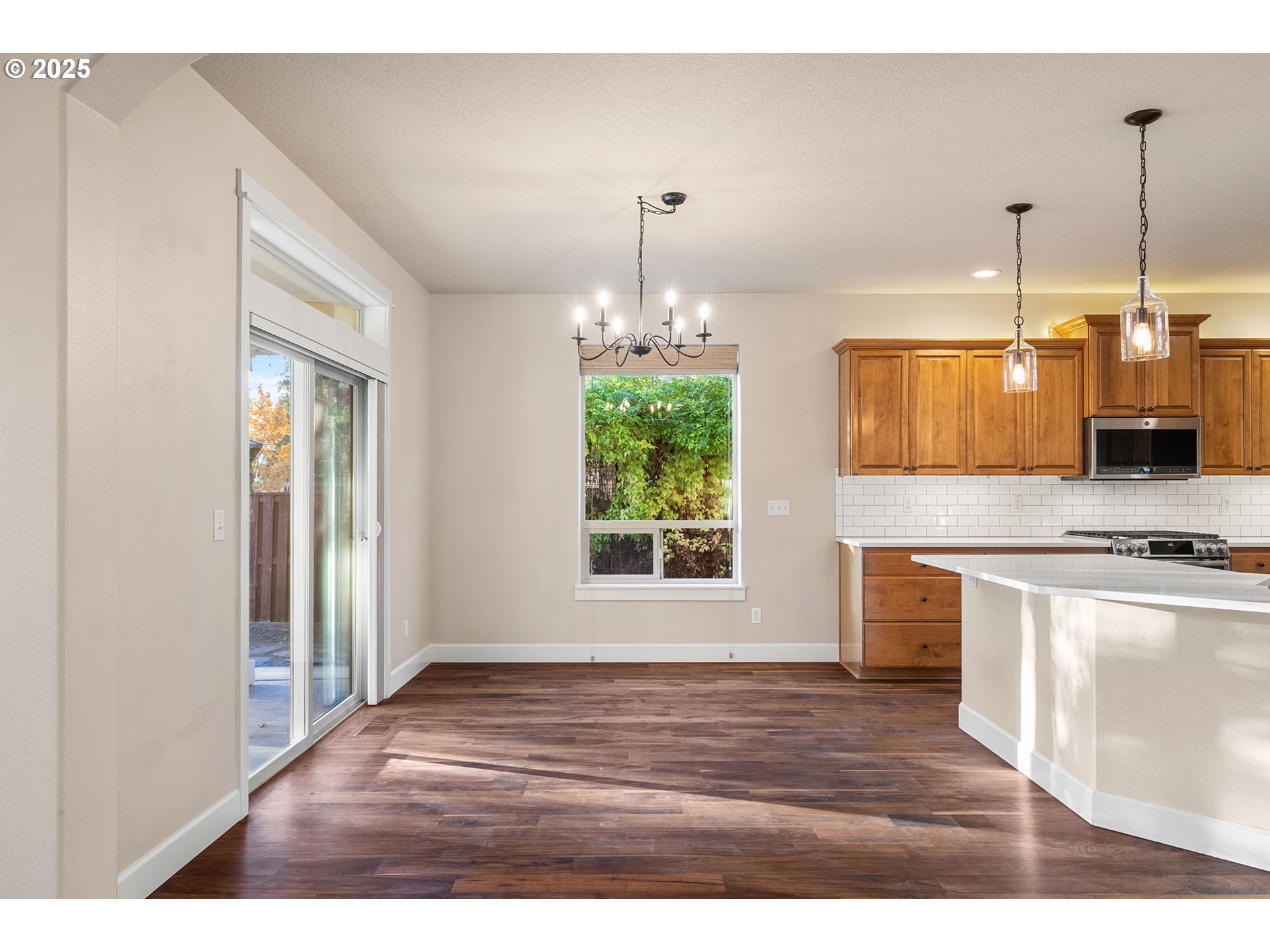 647 NW 28TH ST