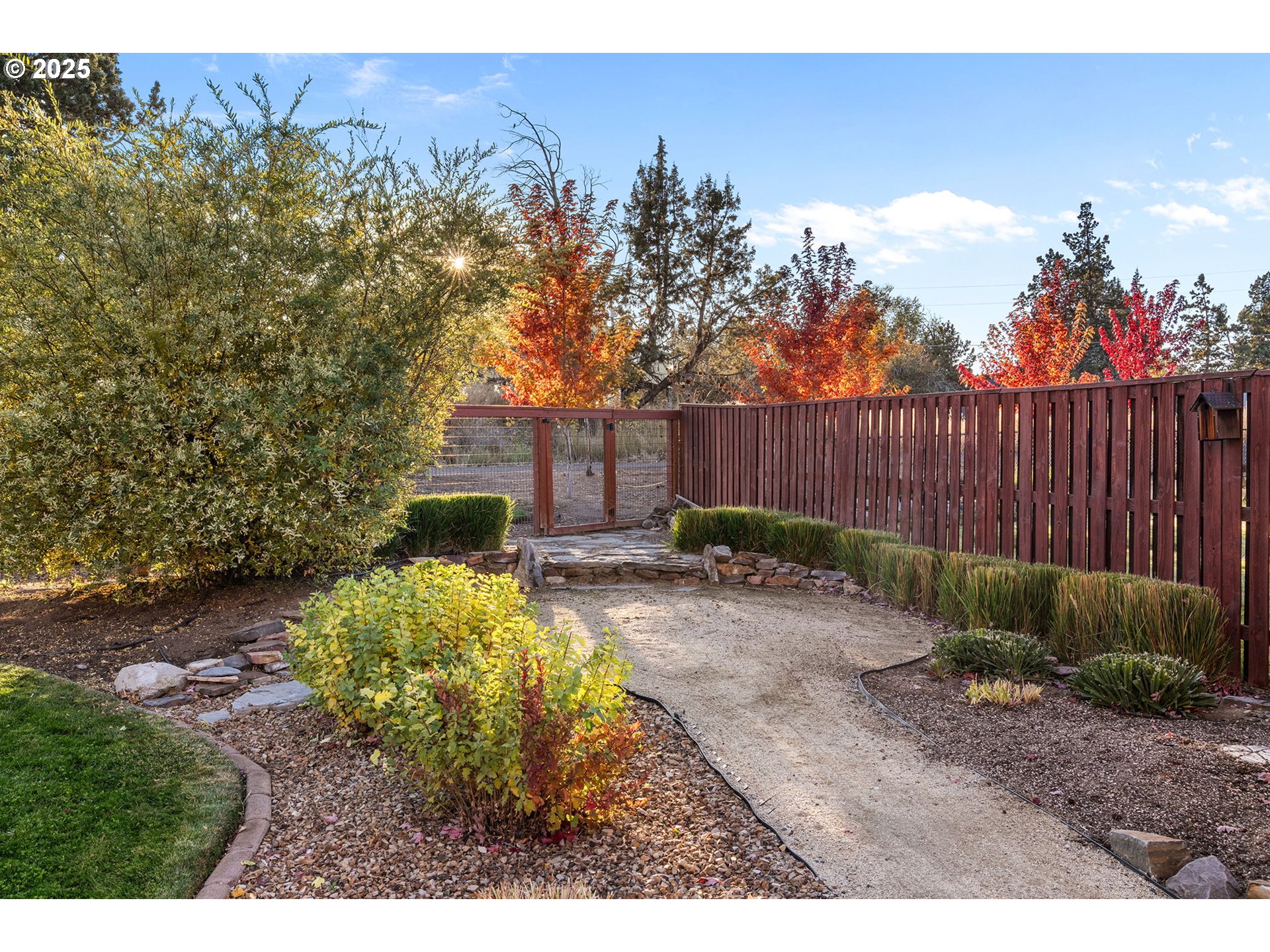 647 NW 28TH ST