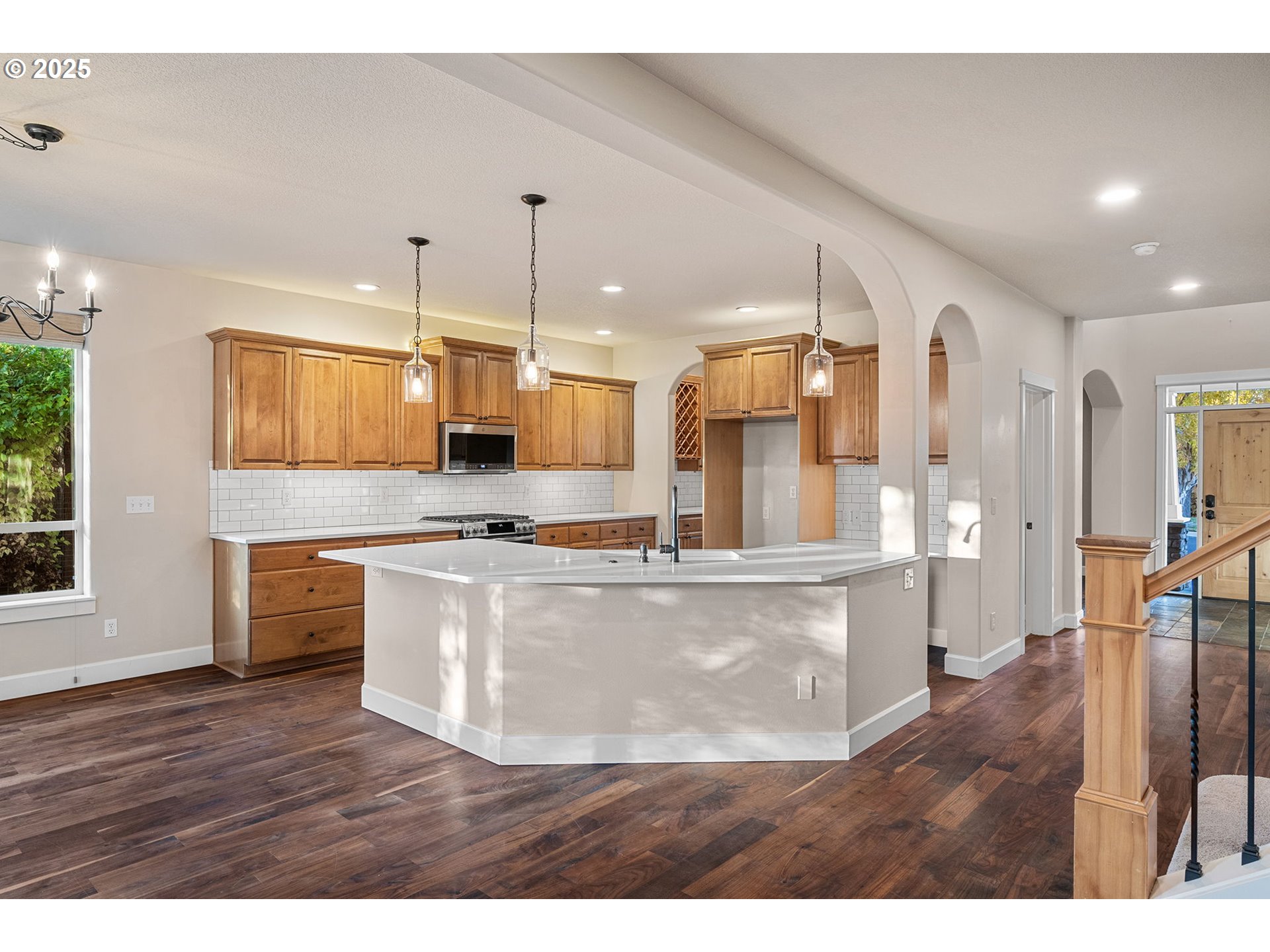 647 NW 28TH ST