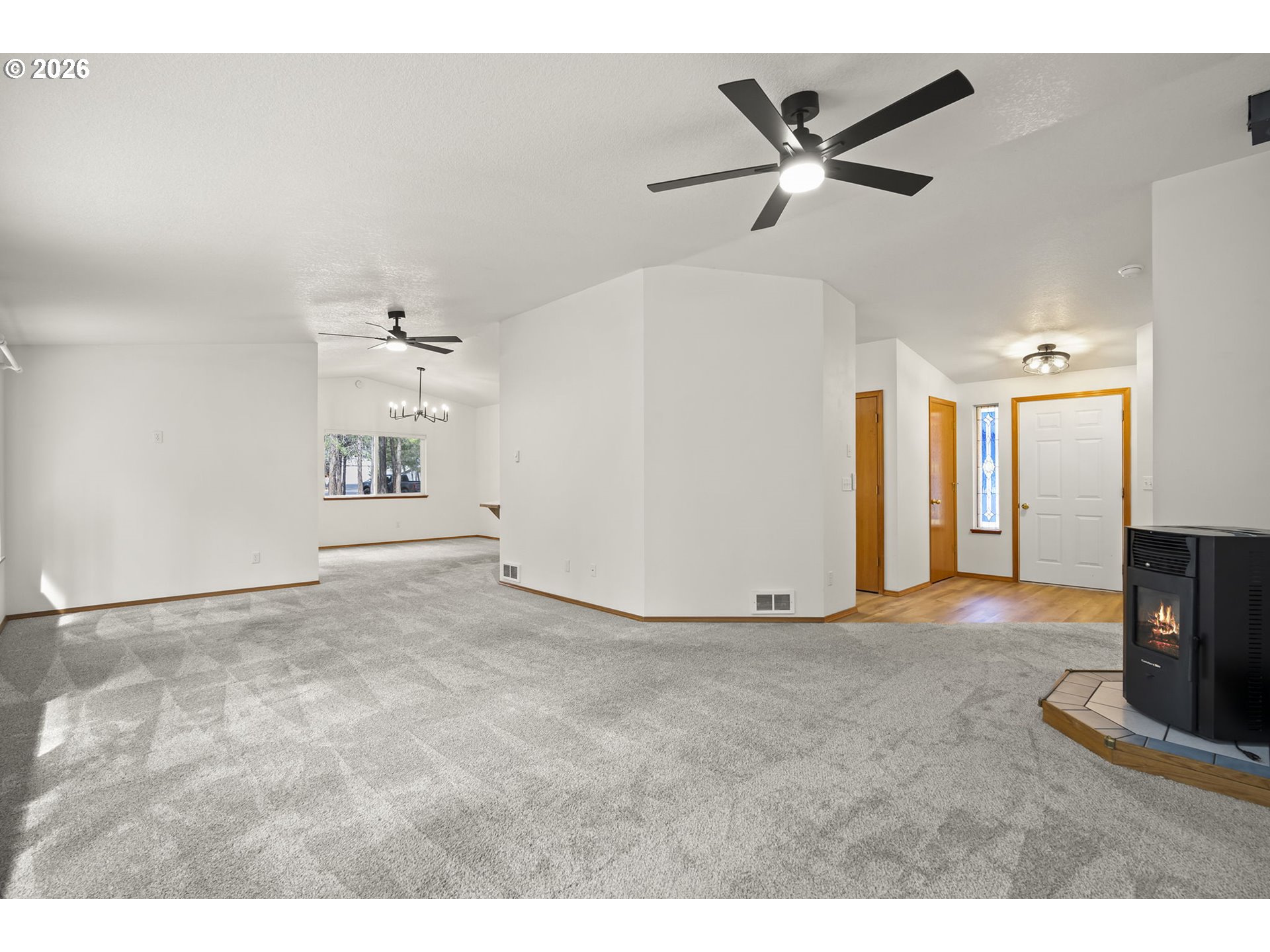 14485 MOUNTAIN VIEW LOOP