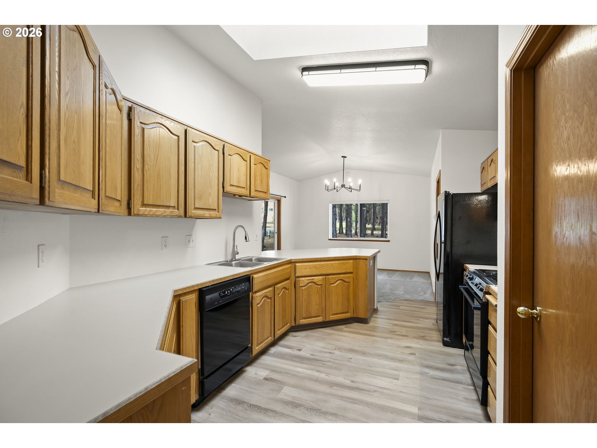 14485 MOUNTAIN VIEW LOOP