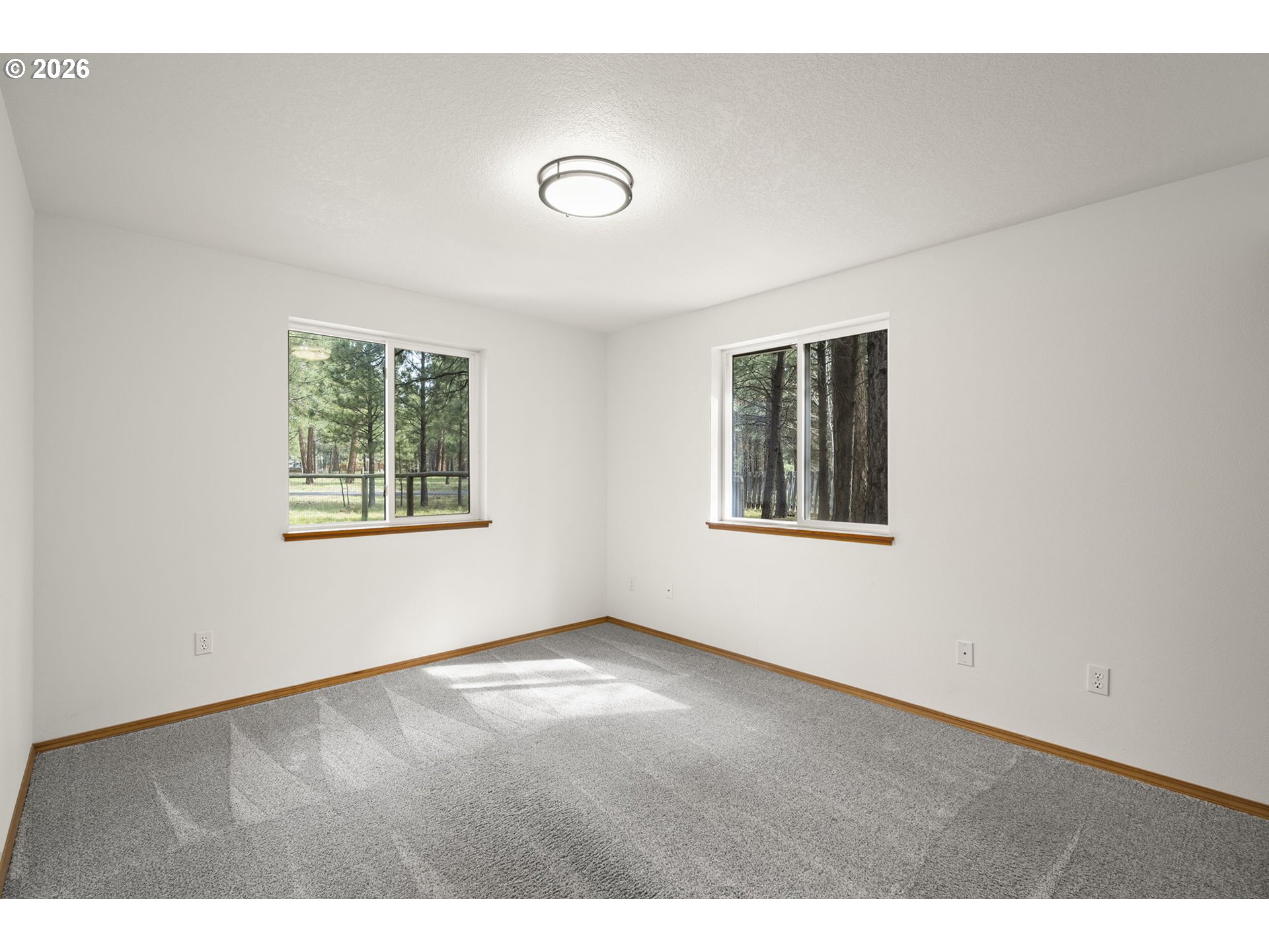 14485 MOUNTAIN VIEW LOOP