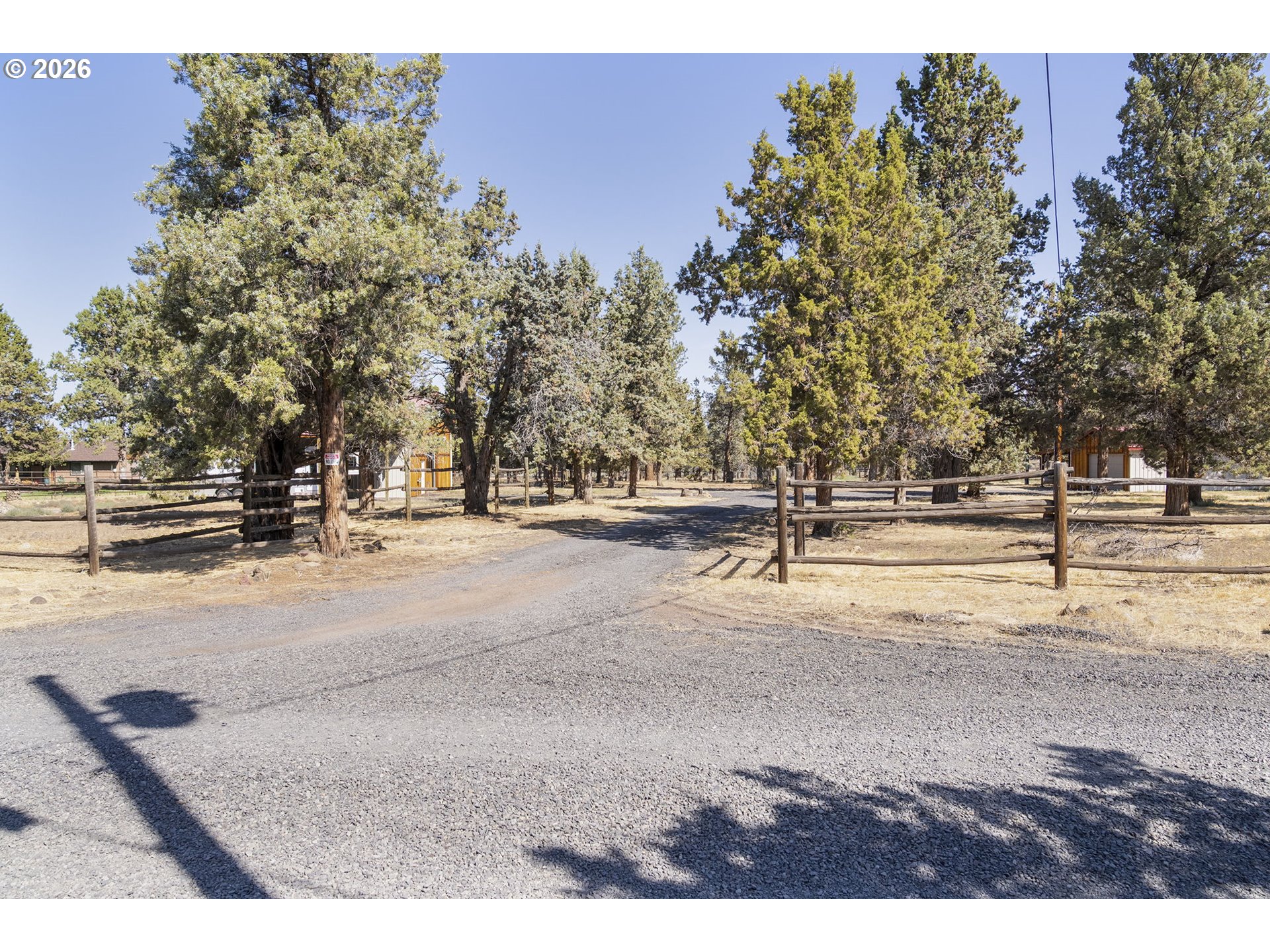 17500 FORKED HORN DR