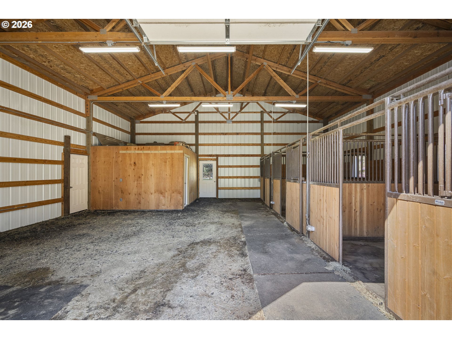 17500 FORKED HORN DR